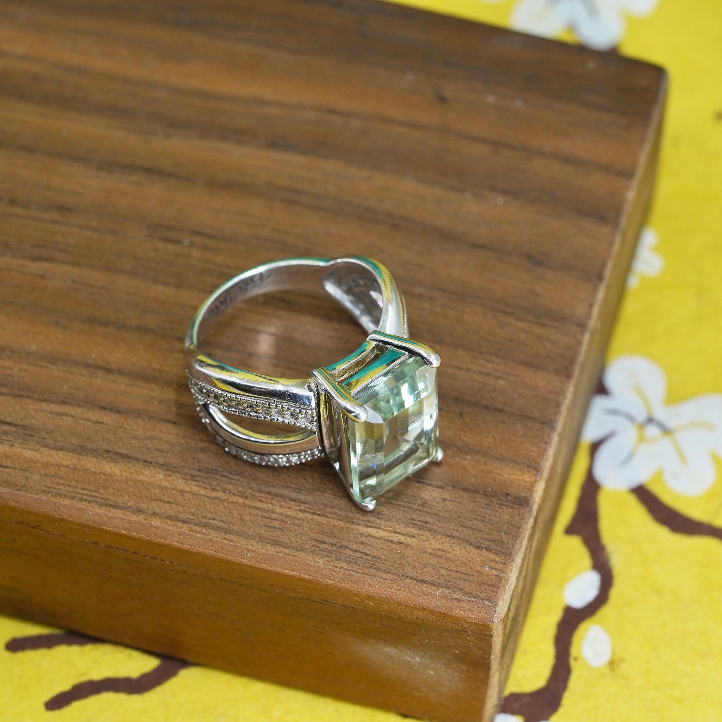 Size 7.25, vintage Sterling 925 silver ring with emerald cut blue crystal and diamond