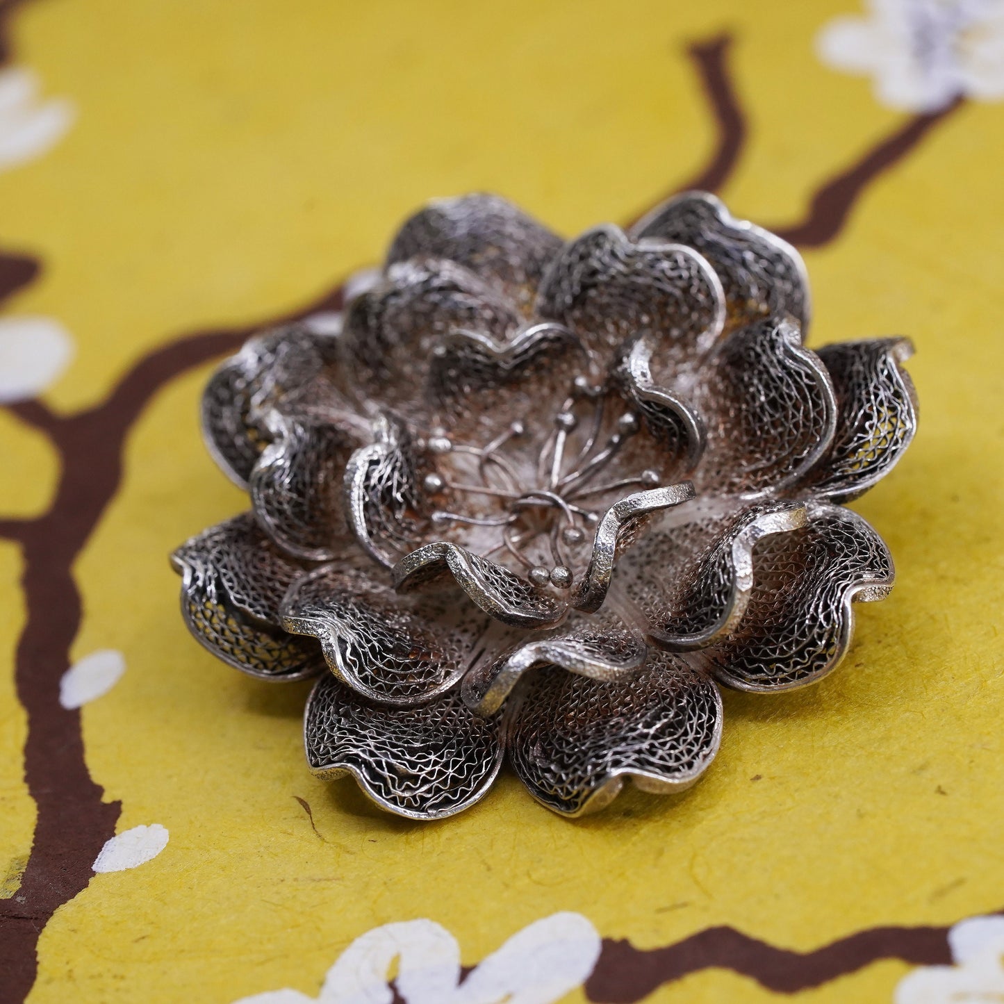 Vintage handmade sterling 925 silver filigree flower brooch