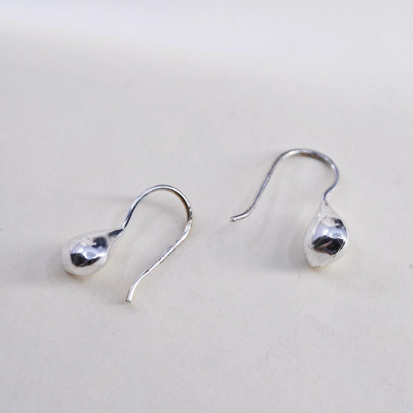 Vintage IBB Sterling Silver Small Teardrop Dangles Earrings 925