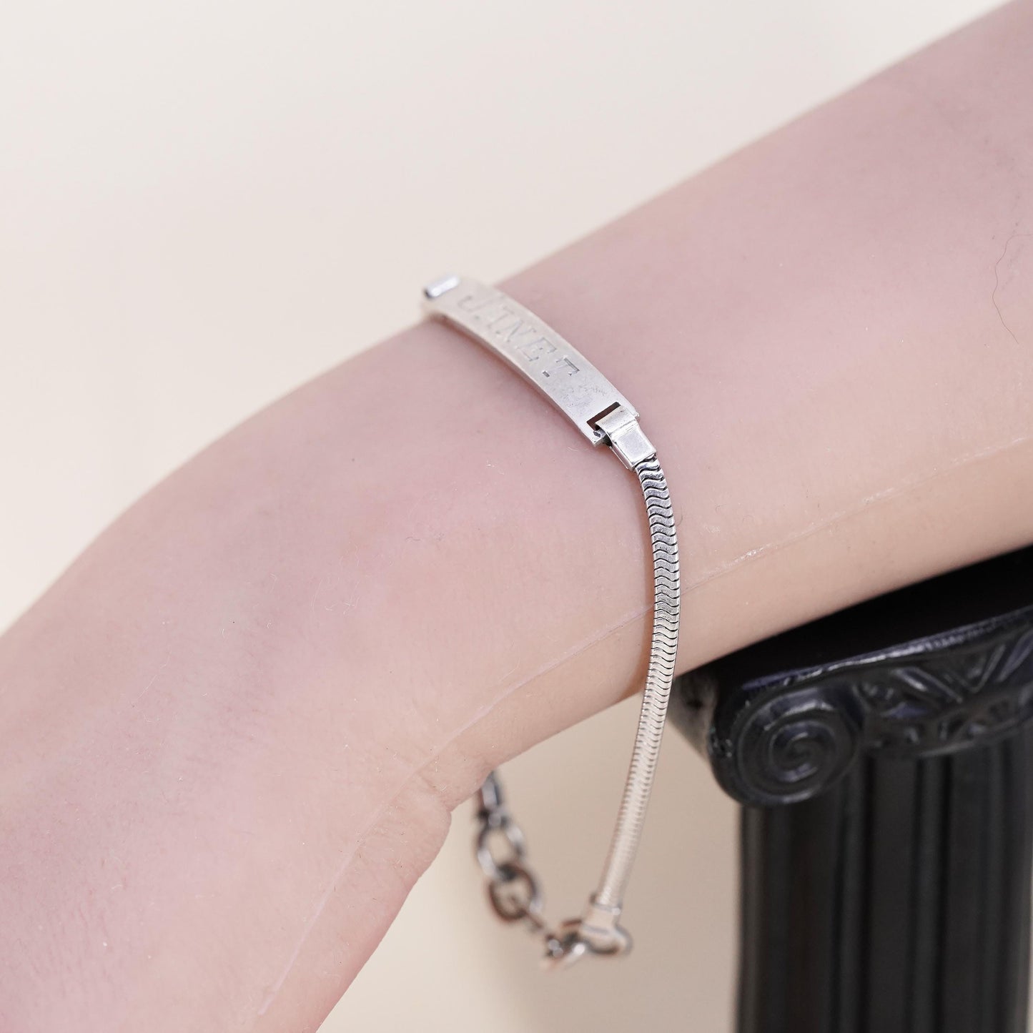 7.5", sterling silver bracelet, Italy 925 square snake chain name tag Janet