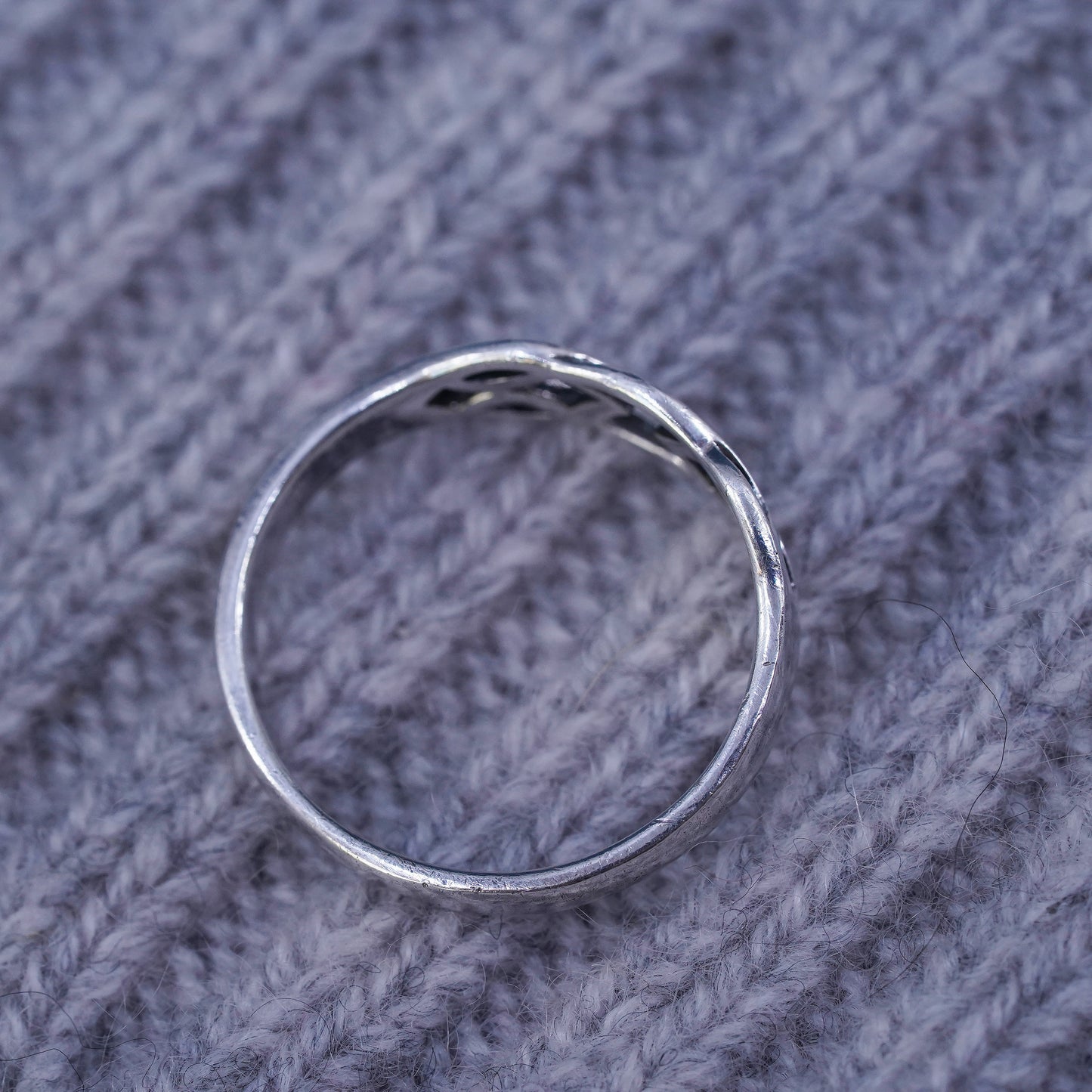 Size 8, vintage Sterling handmade ring, irish celtic knot 925 silver band
