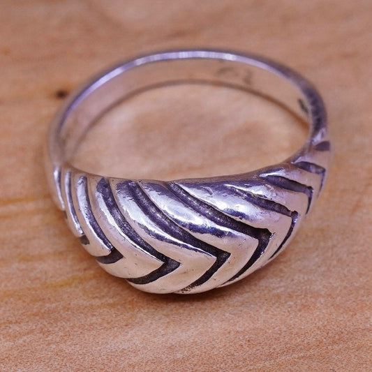 Size 7.25, vintage Sterling silver handmade ring, 925 ribbed band, minimalist