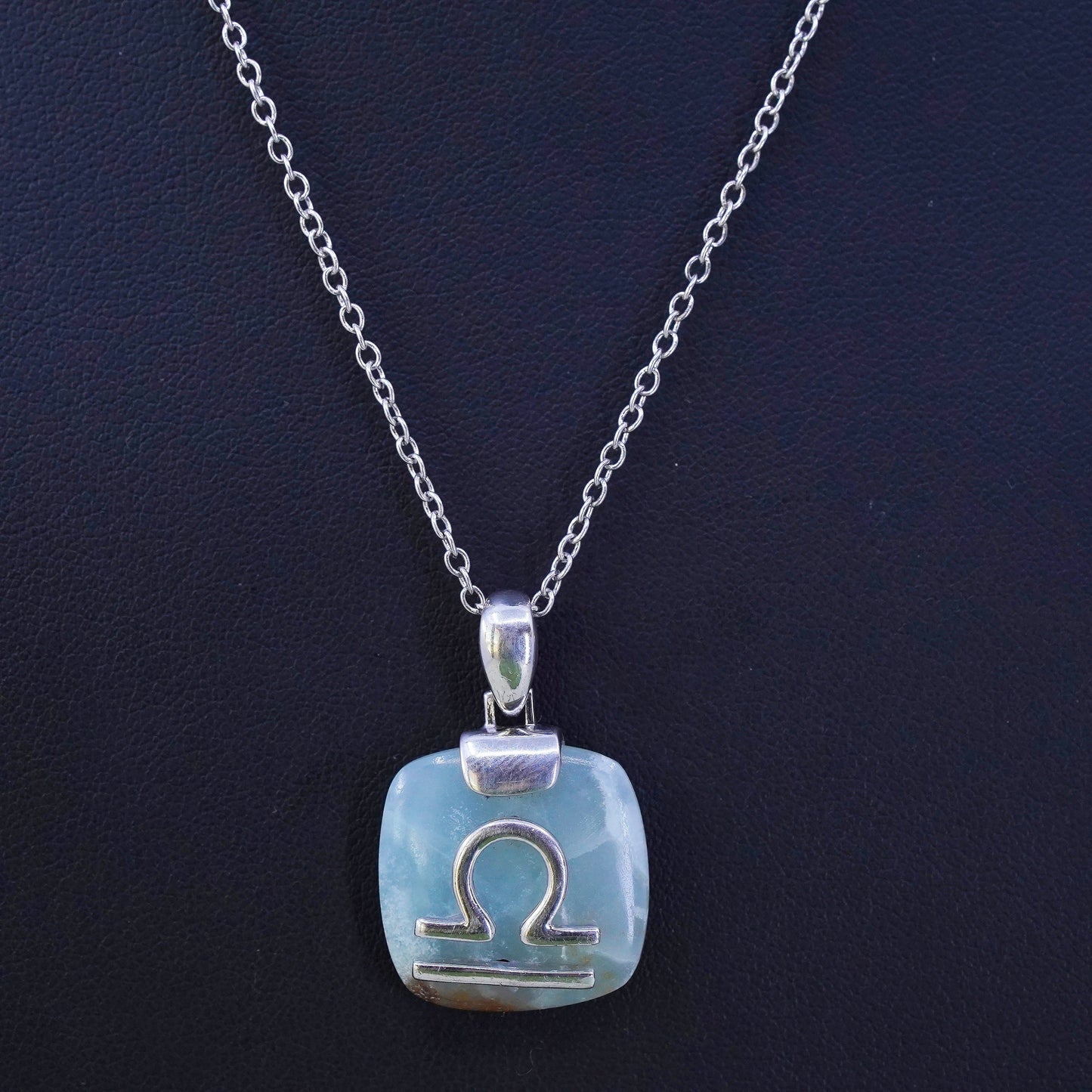 18+2”, Lucas Lameth Luc 925 Sterling Silver necklace with Omega jade pendant