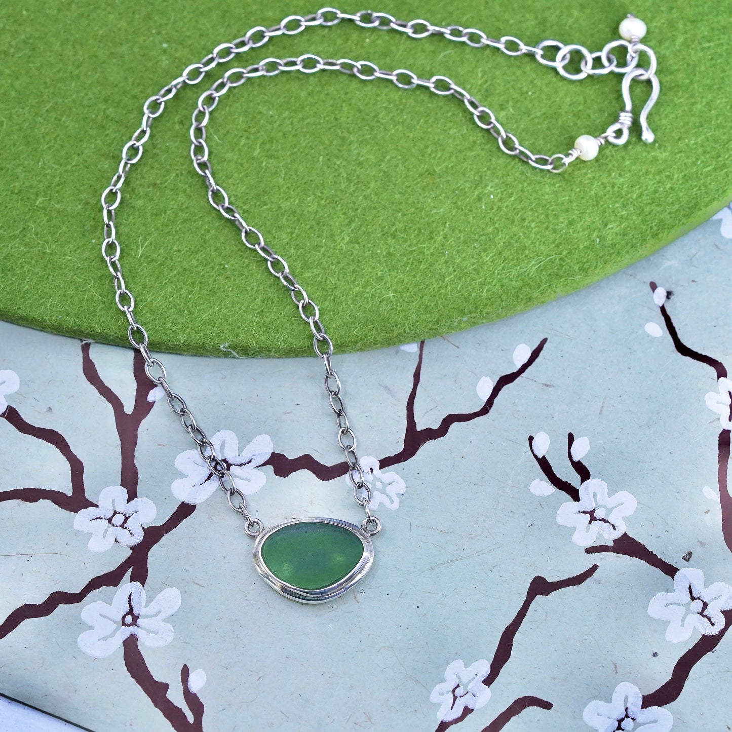 15+1", sterling silver oval link chain necklace green sea washed glass pendant