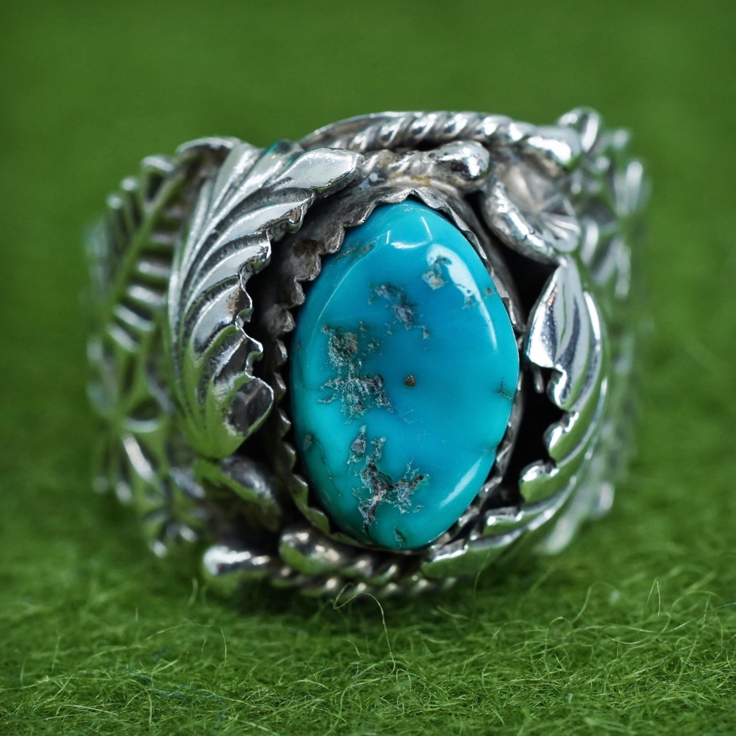 Size 7, Native American FW sterling silver ring, 925 band w/ turquoise feather