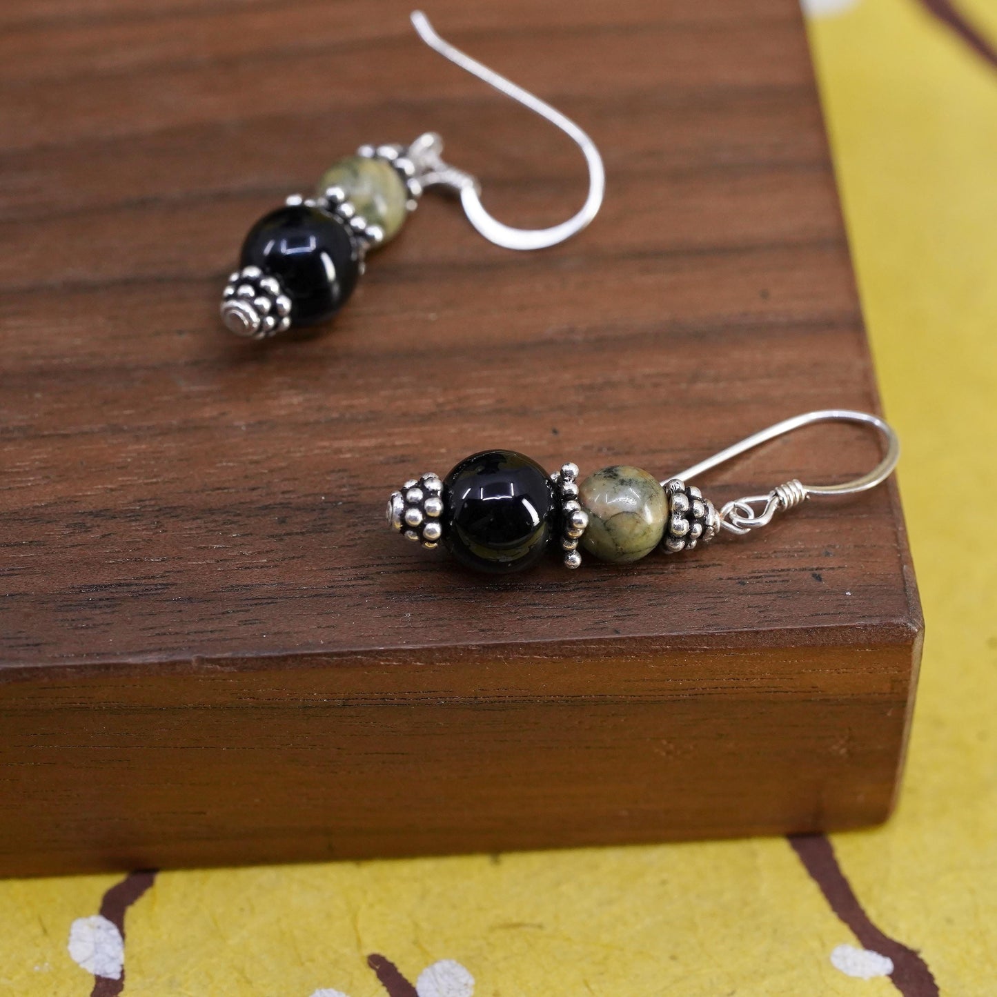 Vintage Irish Sterling 925 silver earrings with onyx Connemara marble beads