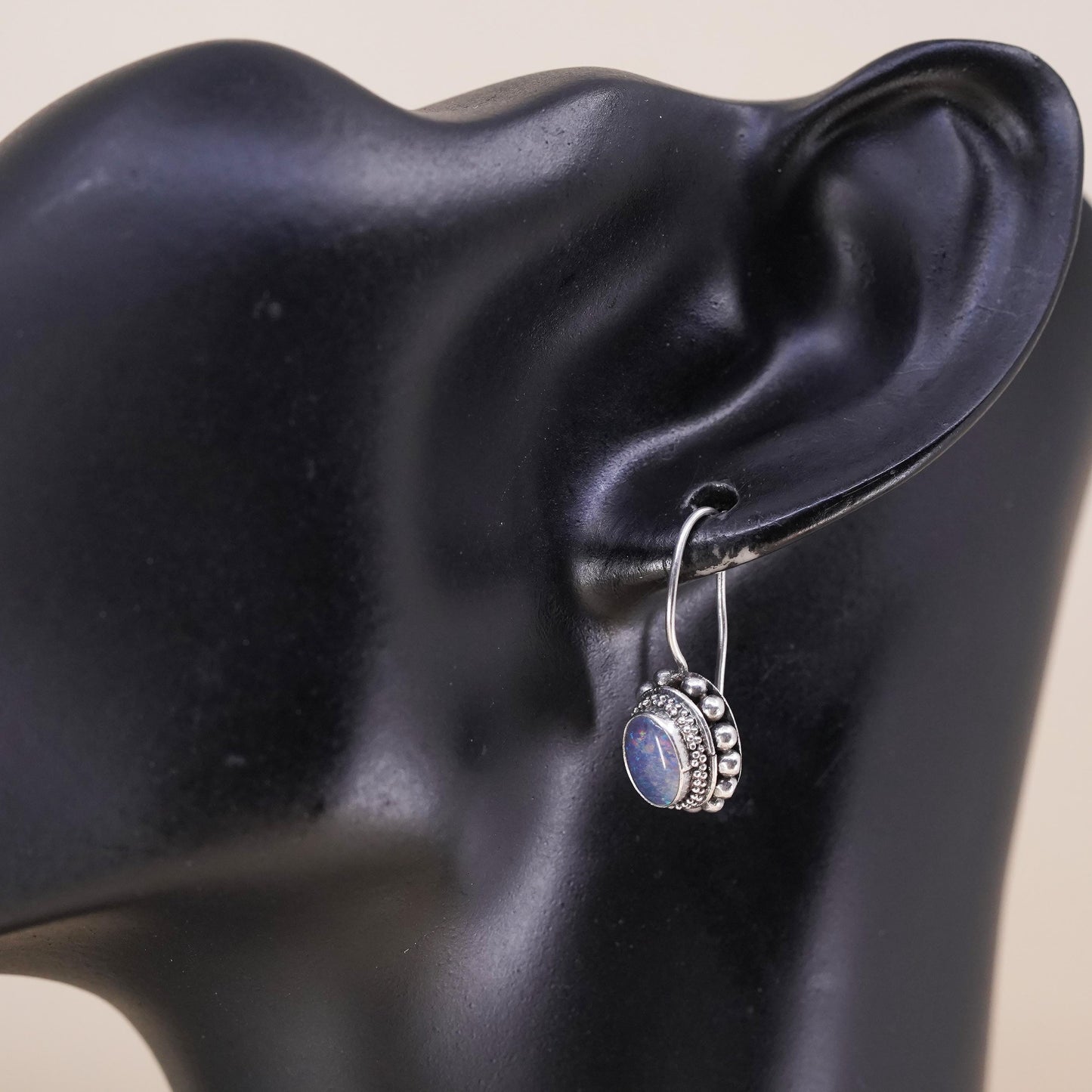 Vintage Sterling 925 silver handmade single earring with oval fire opal