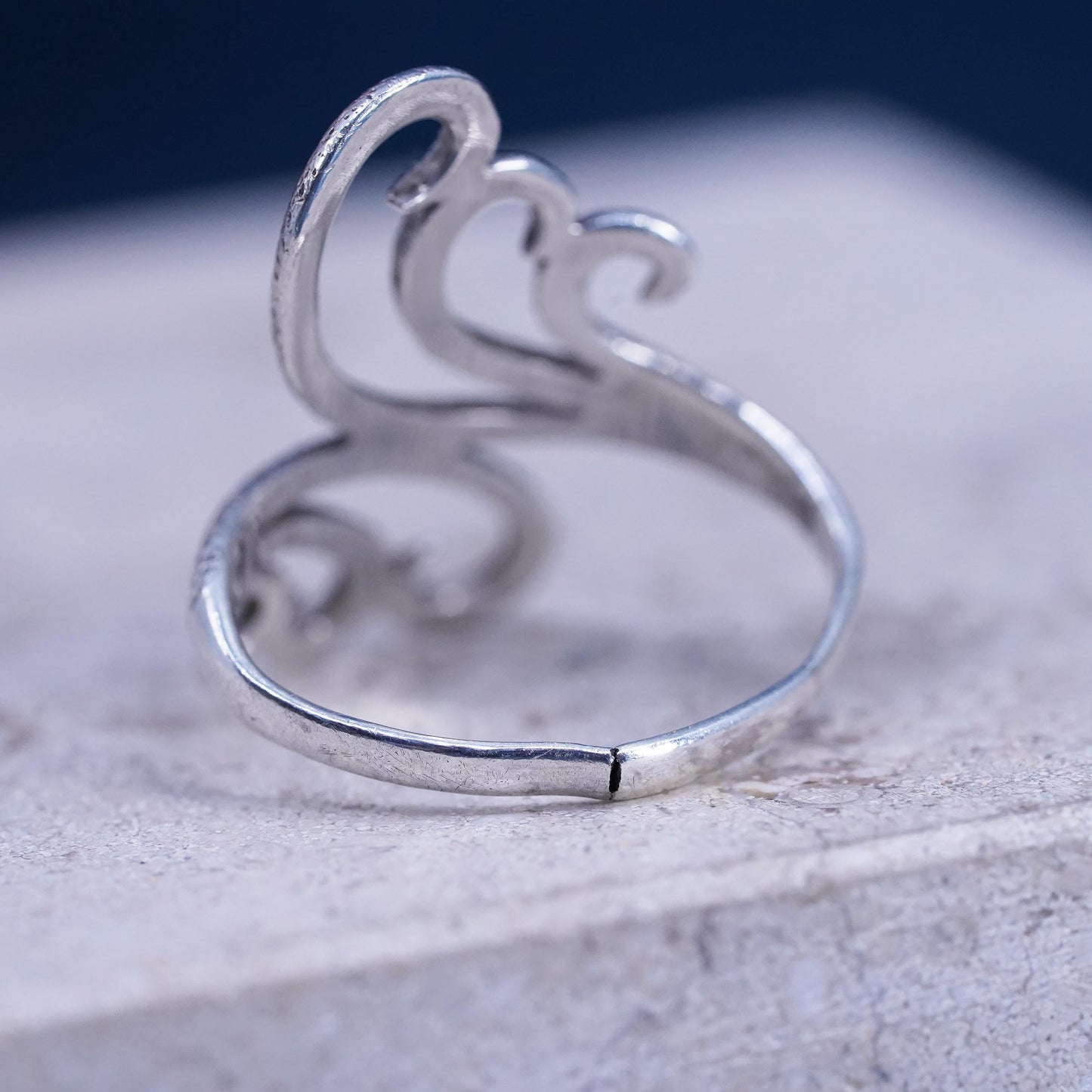 Size 8, VTG minimalist, simple Sterling 925 silver handmade wide wavy ring band