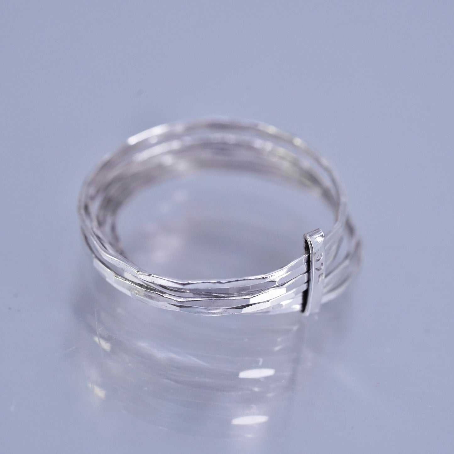Size 8, vintage southwestern Sterling 925 silver multi strands ring, band