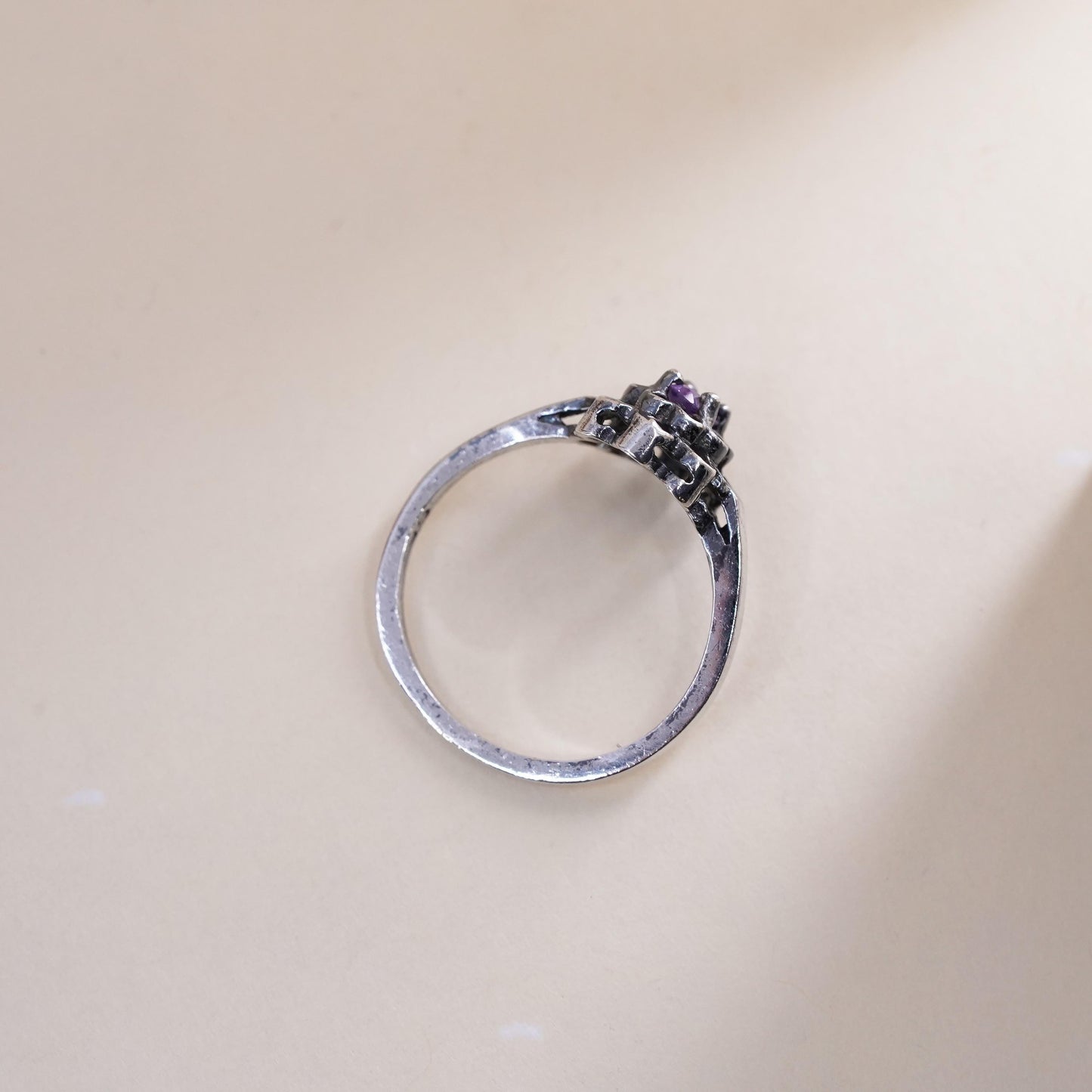 Size 7, vintage Sterling 925 silver handmade crown ring with amethyst