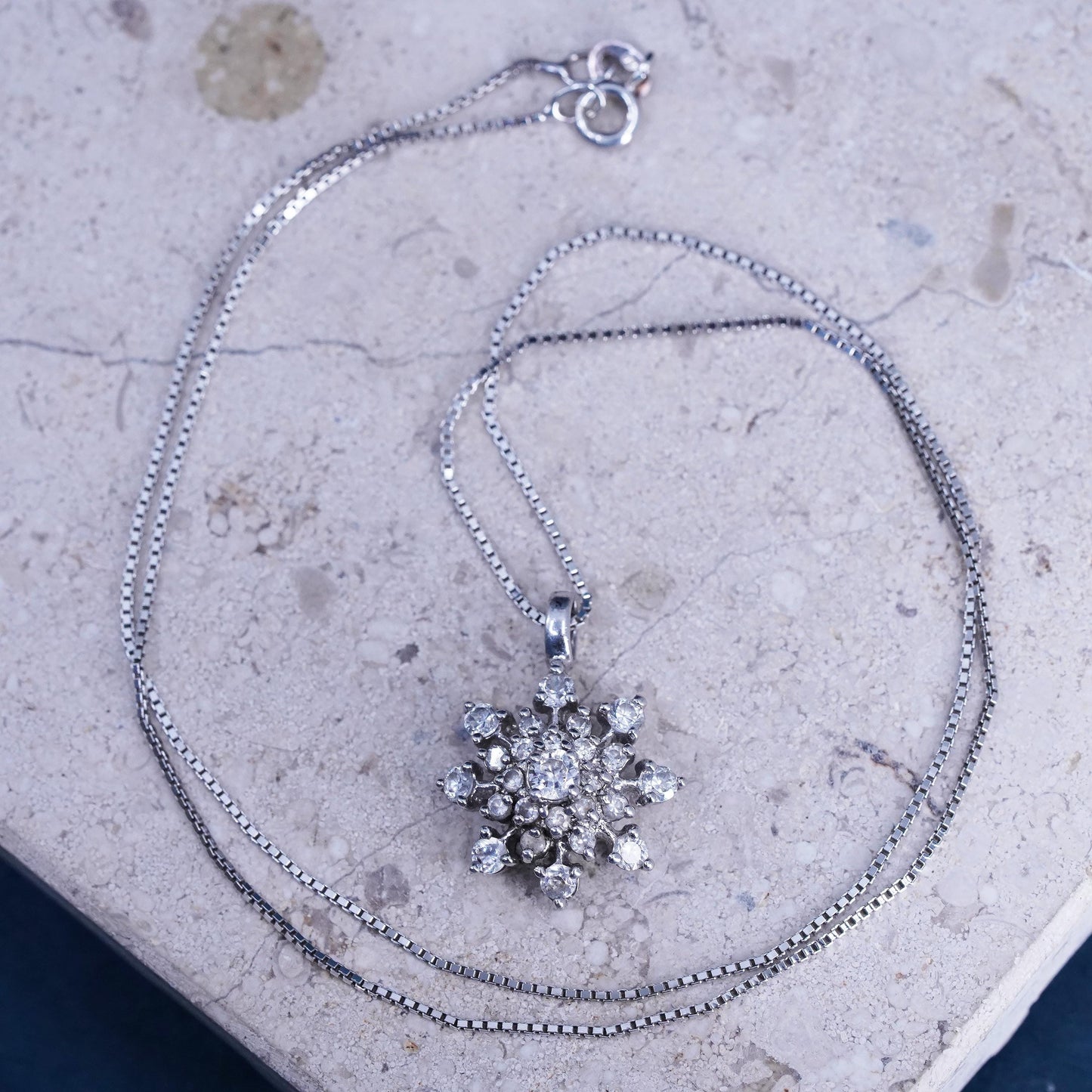 18”, VTG sterling silver box chain necklace, 925 snowflake pendant cluster cz