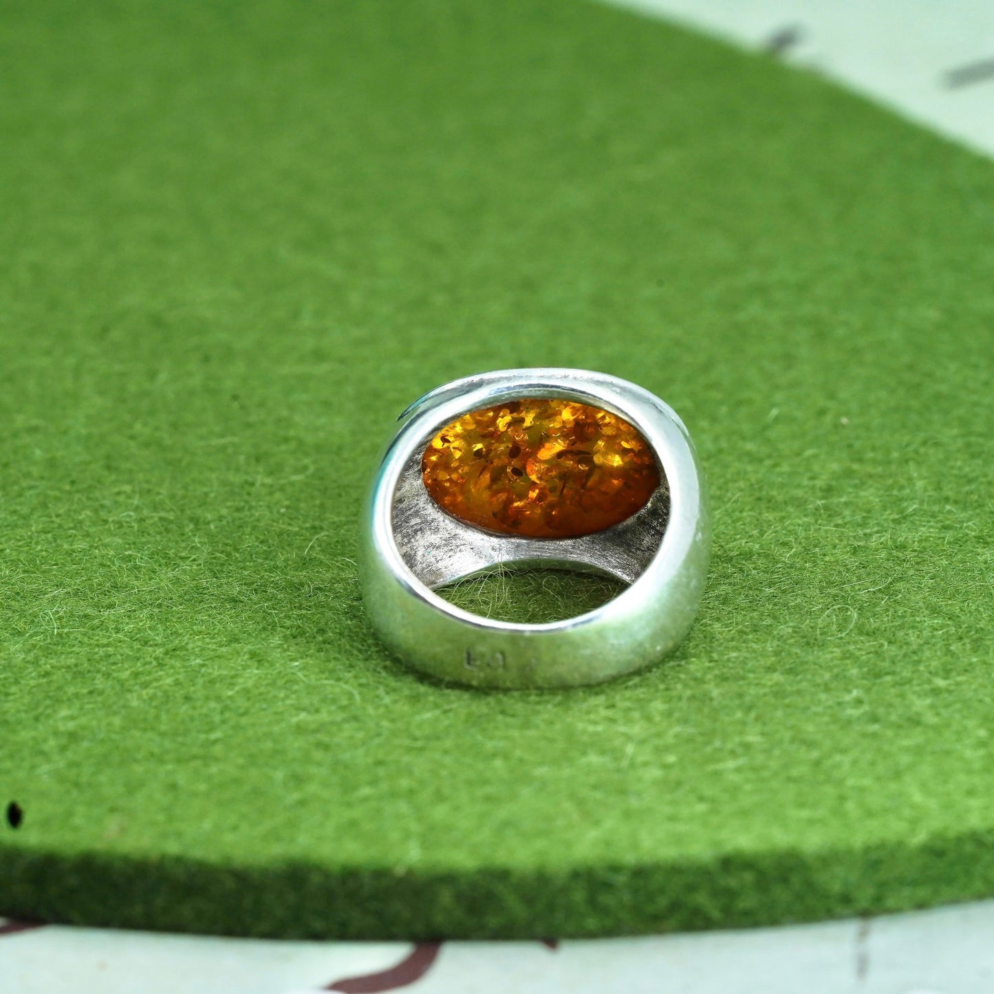 Size 7.75, Vintage sterling silver 925 handmade ring with oval Amber