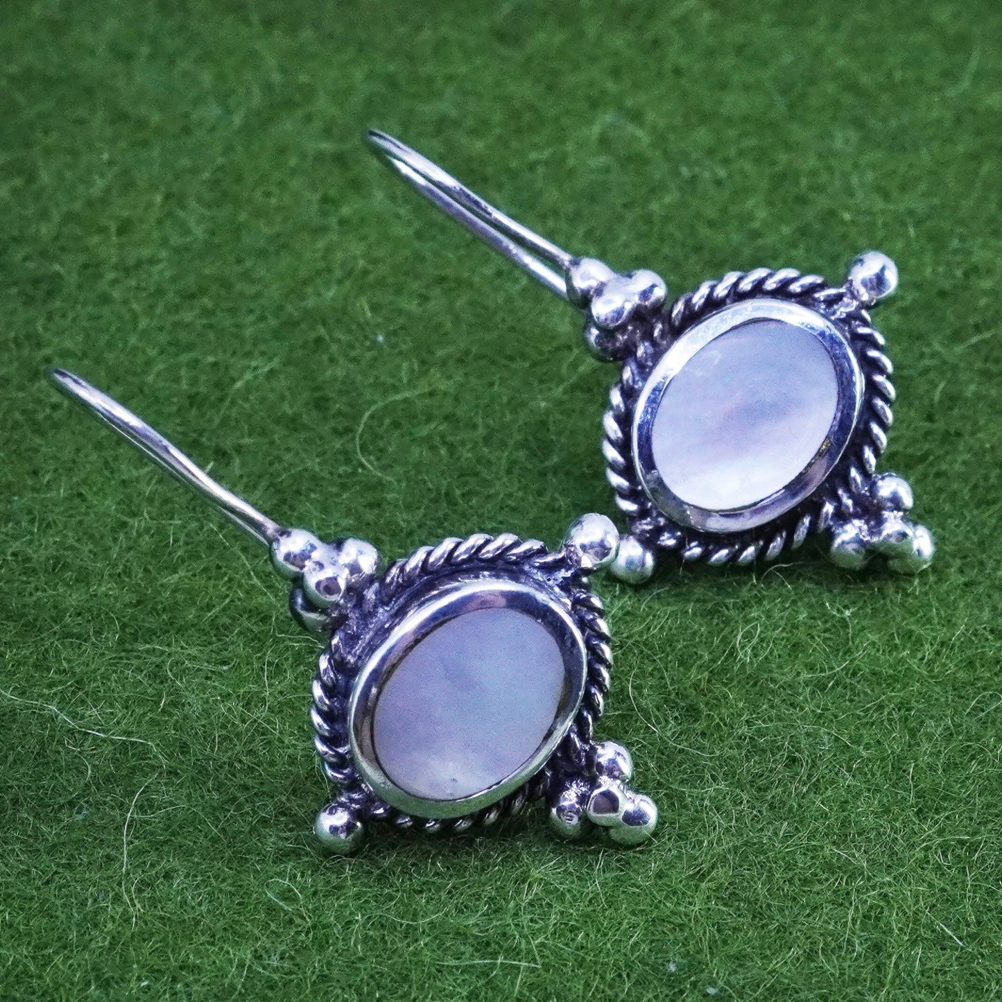 Vintage sterling silver 925 handmade earrings with mother of pearl and cable