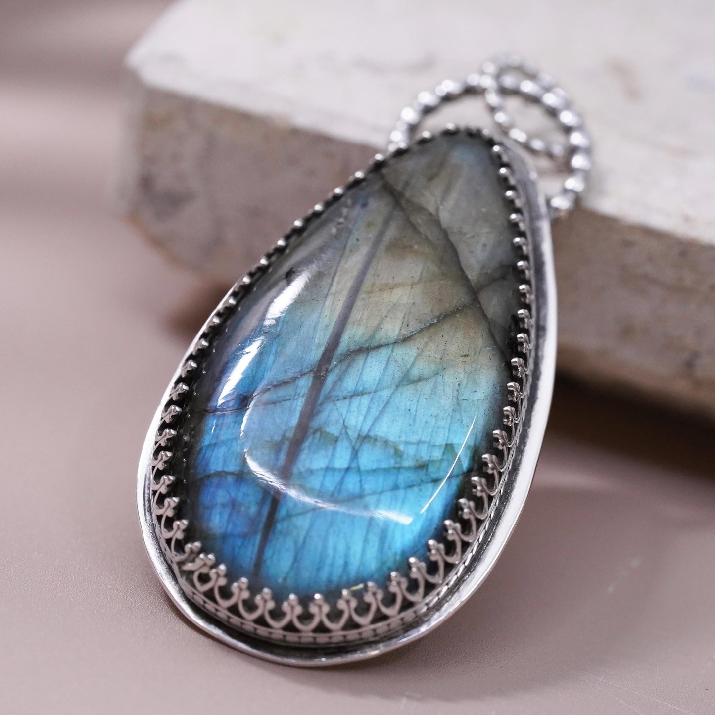 Vintage Sterling silver handmade pendant, 925 teardrop with labradorite