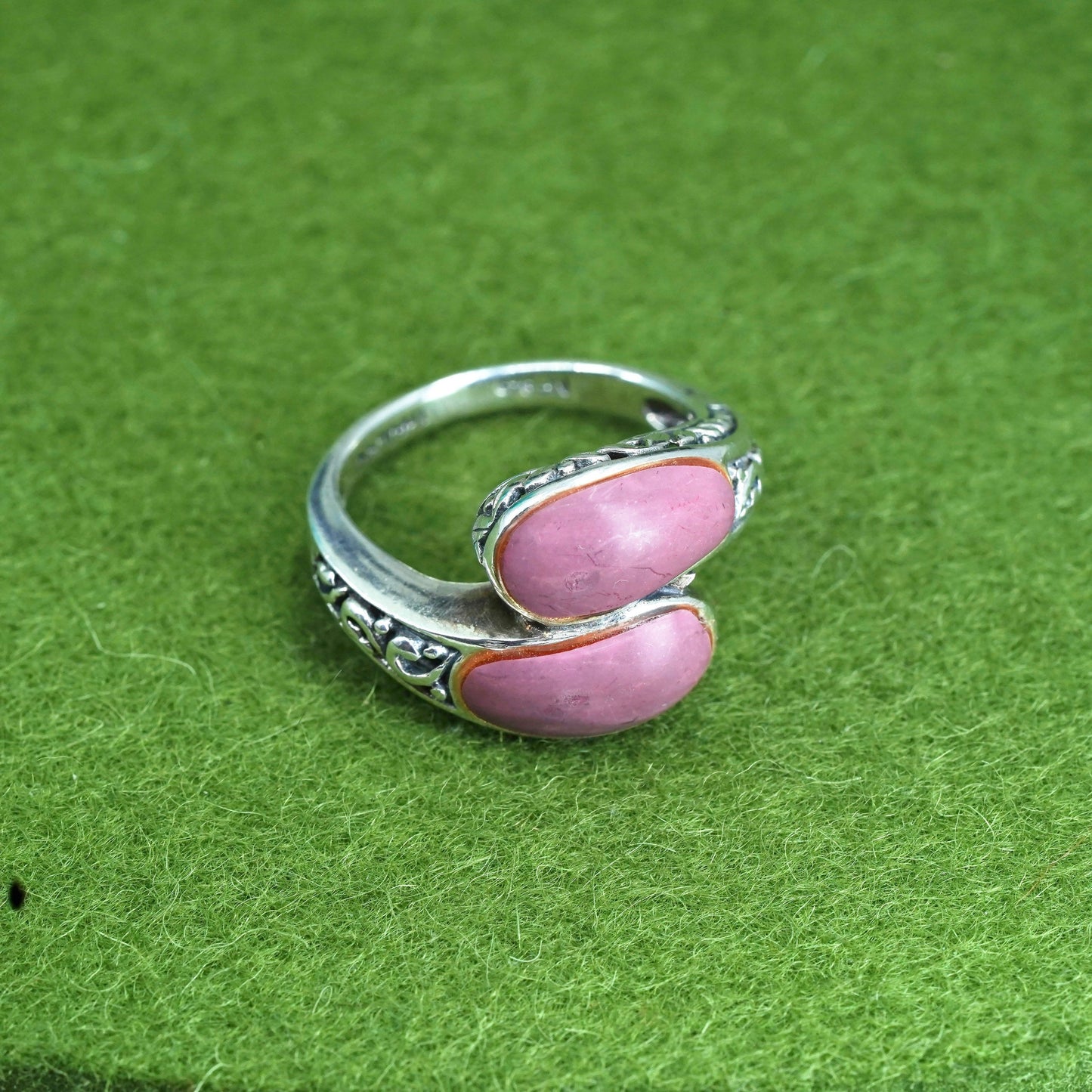 Size 7, vintage Sterling silver handmade ring, 925 with purple stone