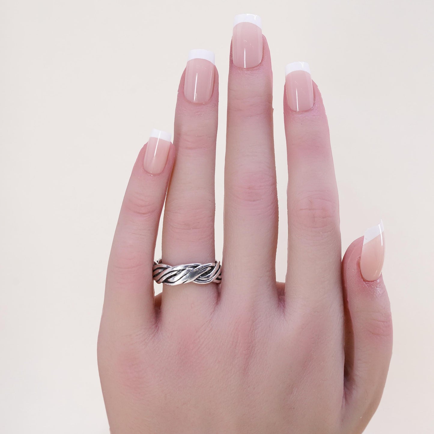 Size 7.5, vintage Sterling silver handmade ring, 925 woven braided cable band