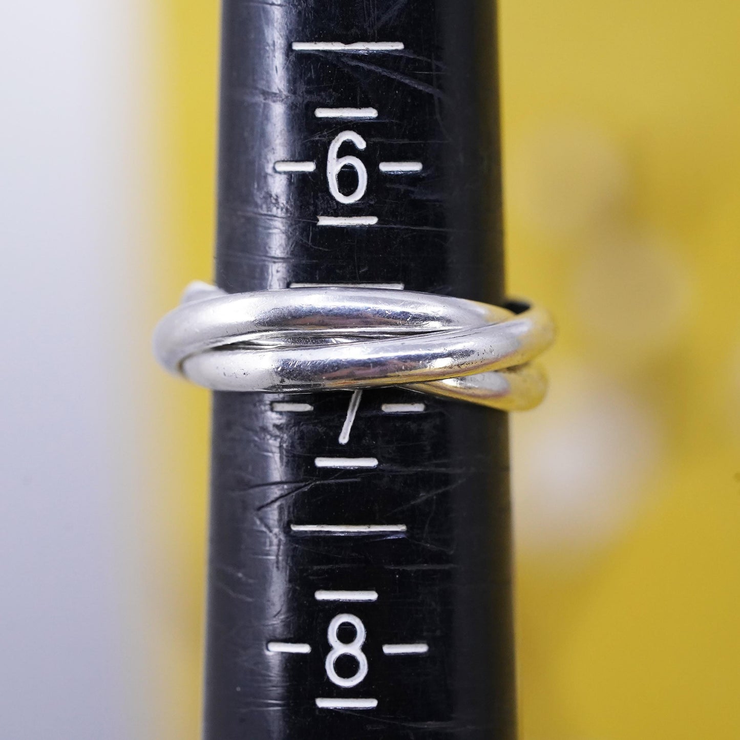 size 7, vintage Mexican Sterling silver handmade ring, 925 entwined band