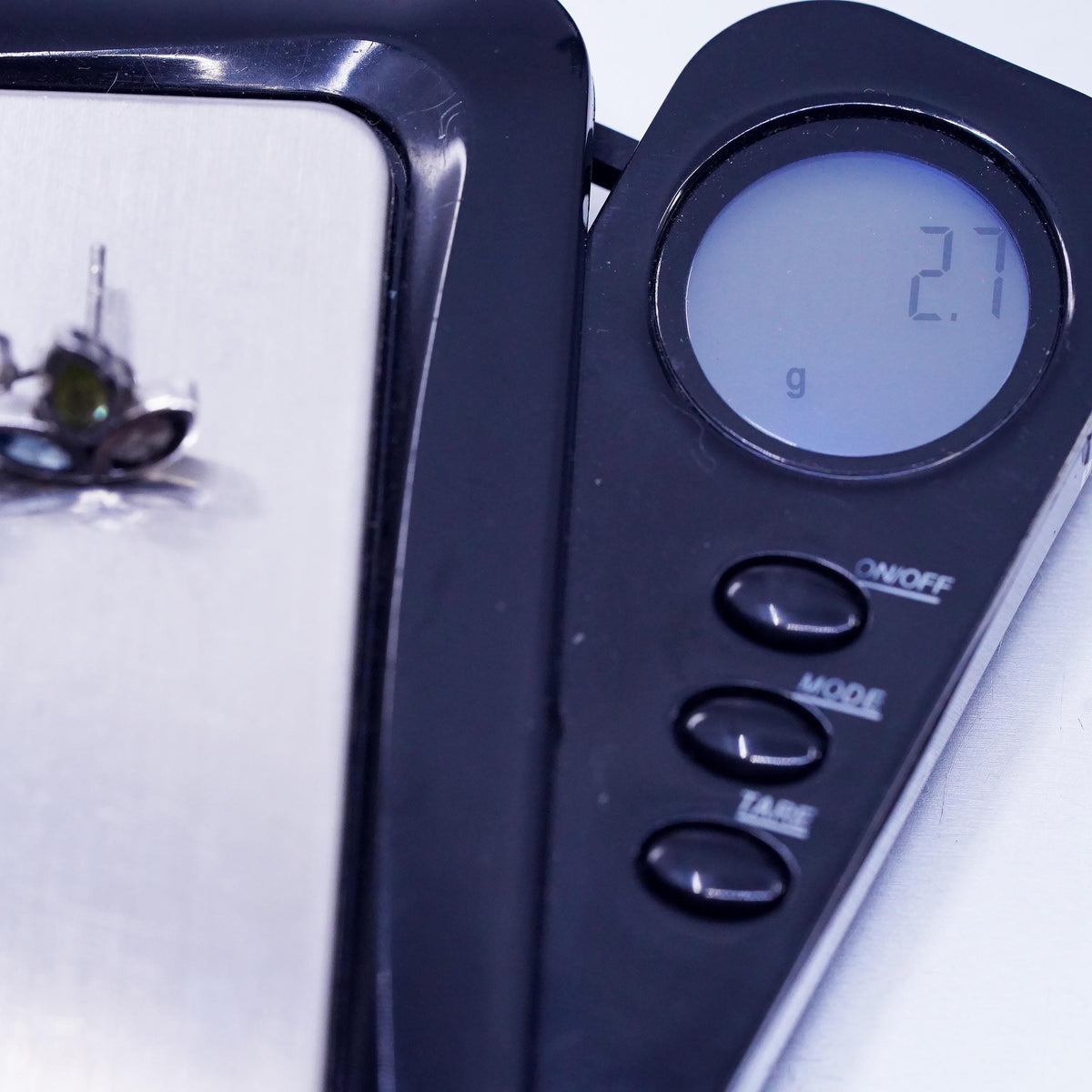 Vintage Sterling 925 silver earrings, studs with topaz peridot inlay