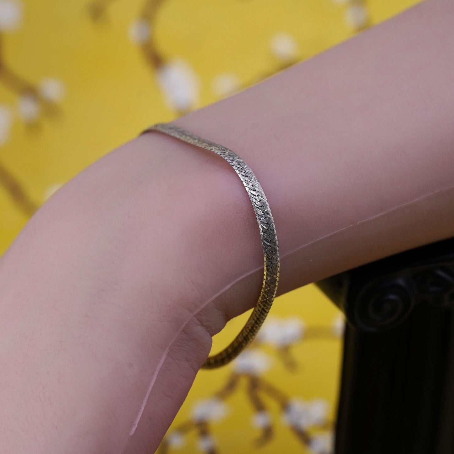 6.75", Vintage Sterling silver textured herringbone bracelet, Italy 925 chain