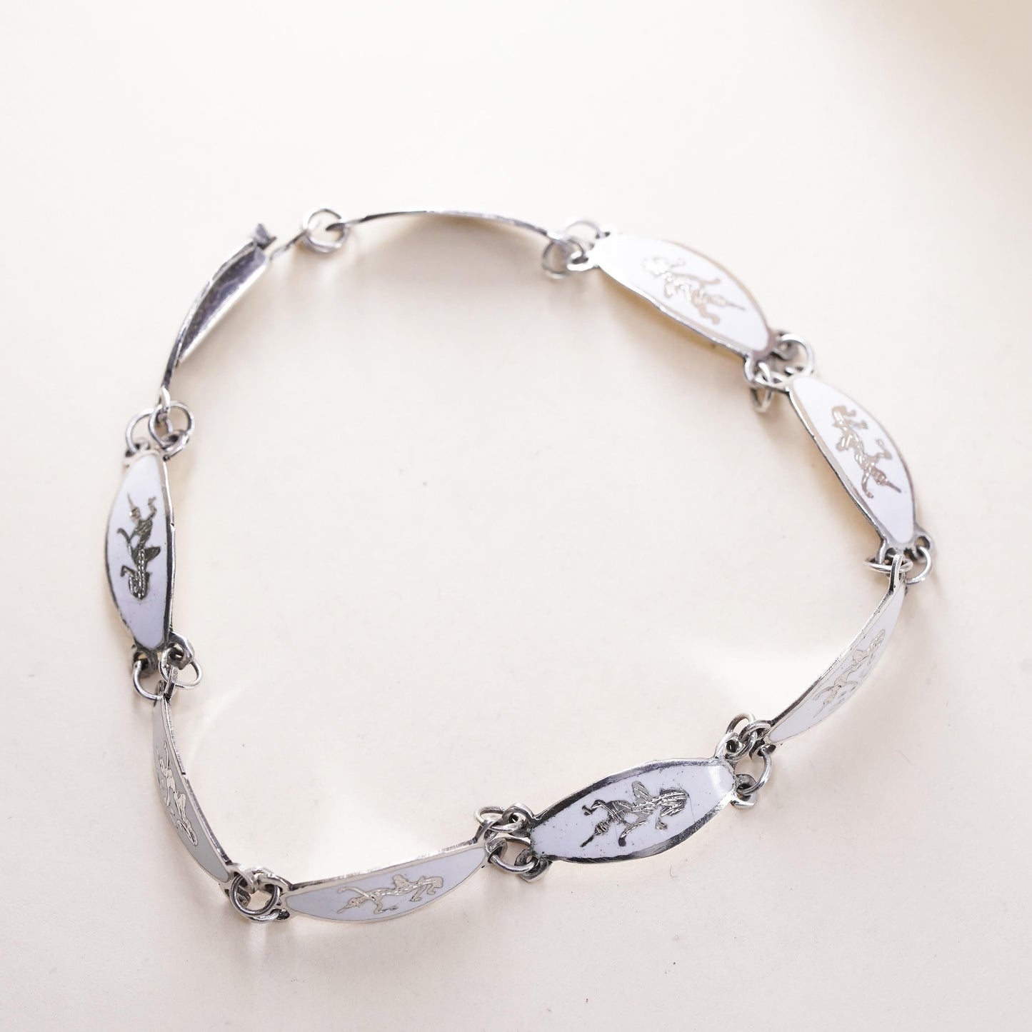7.25”, vintage Indian Siam sterling silver 925 links bracelet with white enamel