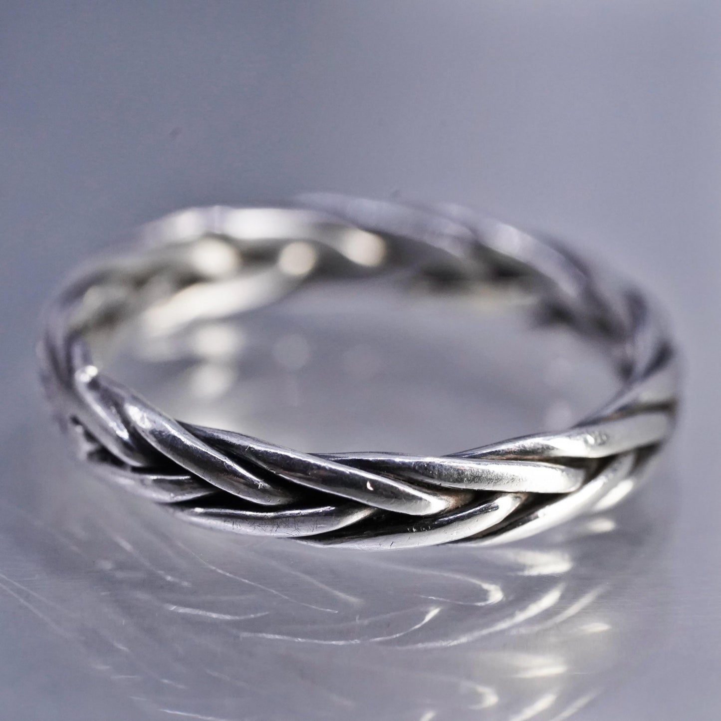 Size 7, vintage southwestern Sterling 925 silver statement ring, cable band