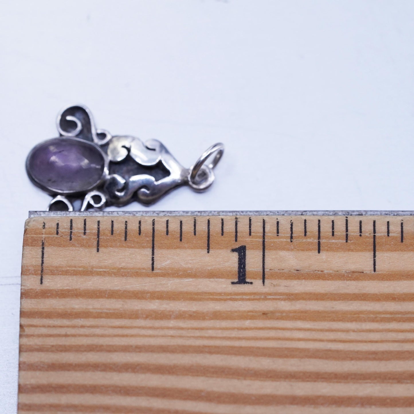 Vintage Mexican sterling 925 silver handmade charm pendant with oval amethyst