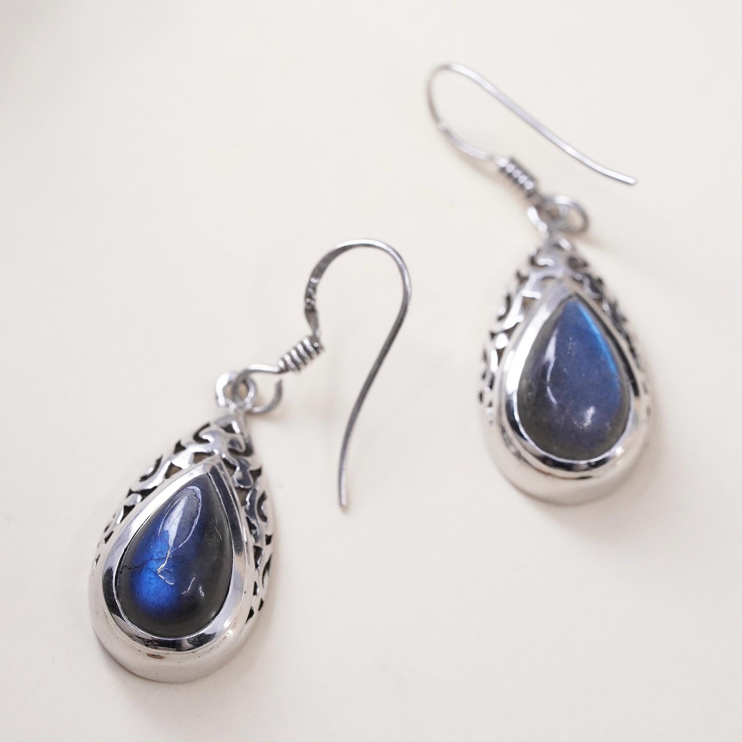 Vintage Sterling 925 silver filigree teardrop earrings with labradorite drops