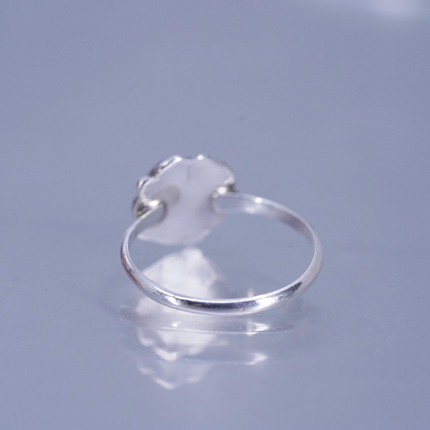 Size 7, Vintage Sterling 925 silver handmade ring with pink mother of pearl