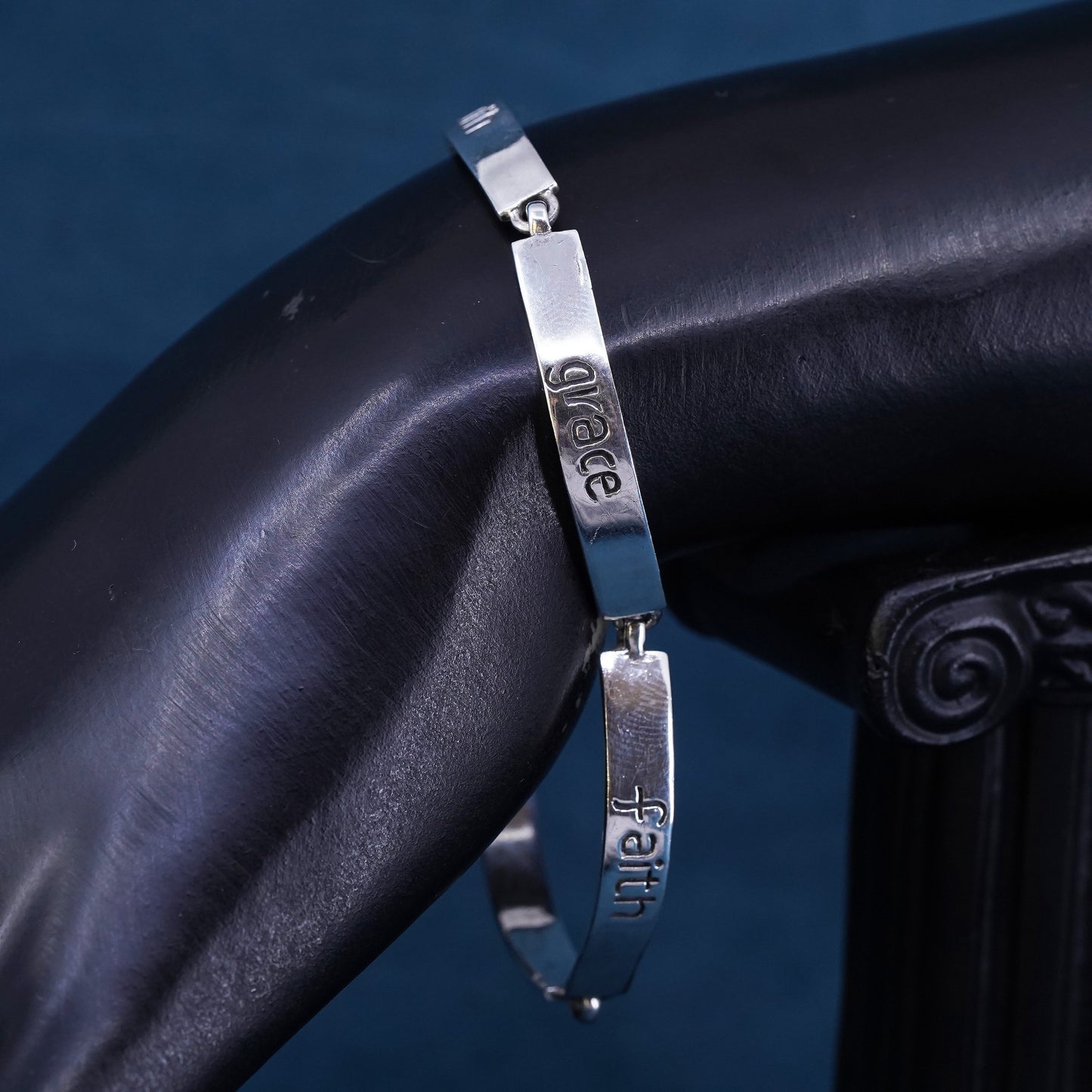 7.5", Sterling silver bracelet, 925 arched bar chain “ wisdom grace faith love”