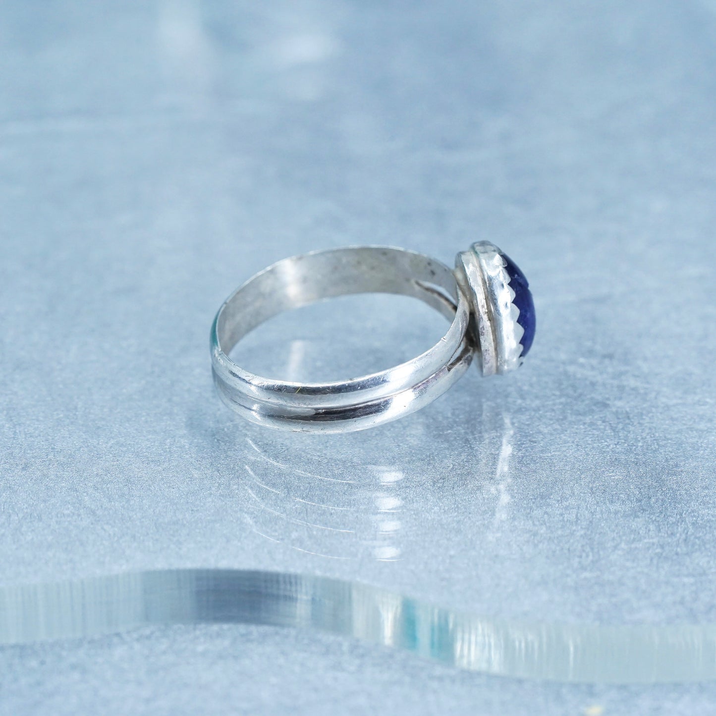 Size 7.25, southwestern Sterling 925 silver band ring with oval lapis lazuli