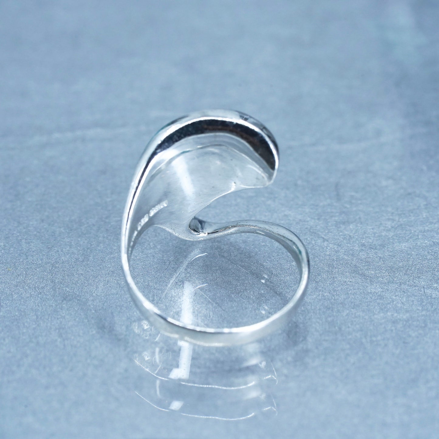 Size 9, vintage modern Sterling 925 silver handmade ring, wavy band