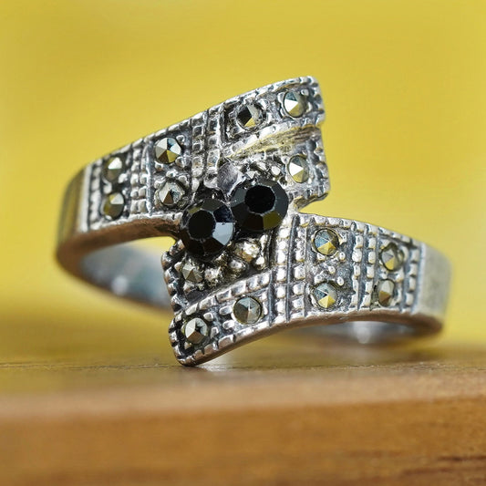 Size 4.5 vintage Sterling silver 925 ring, southwestern obsidian marcasite