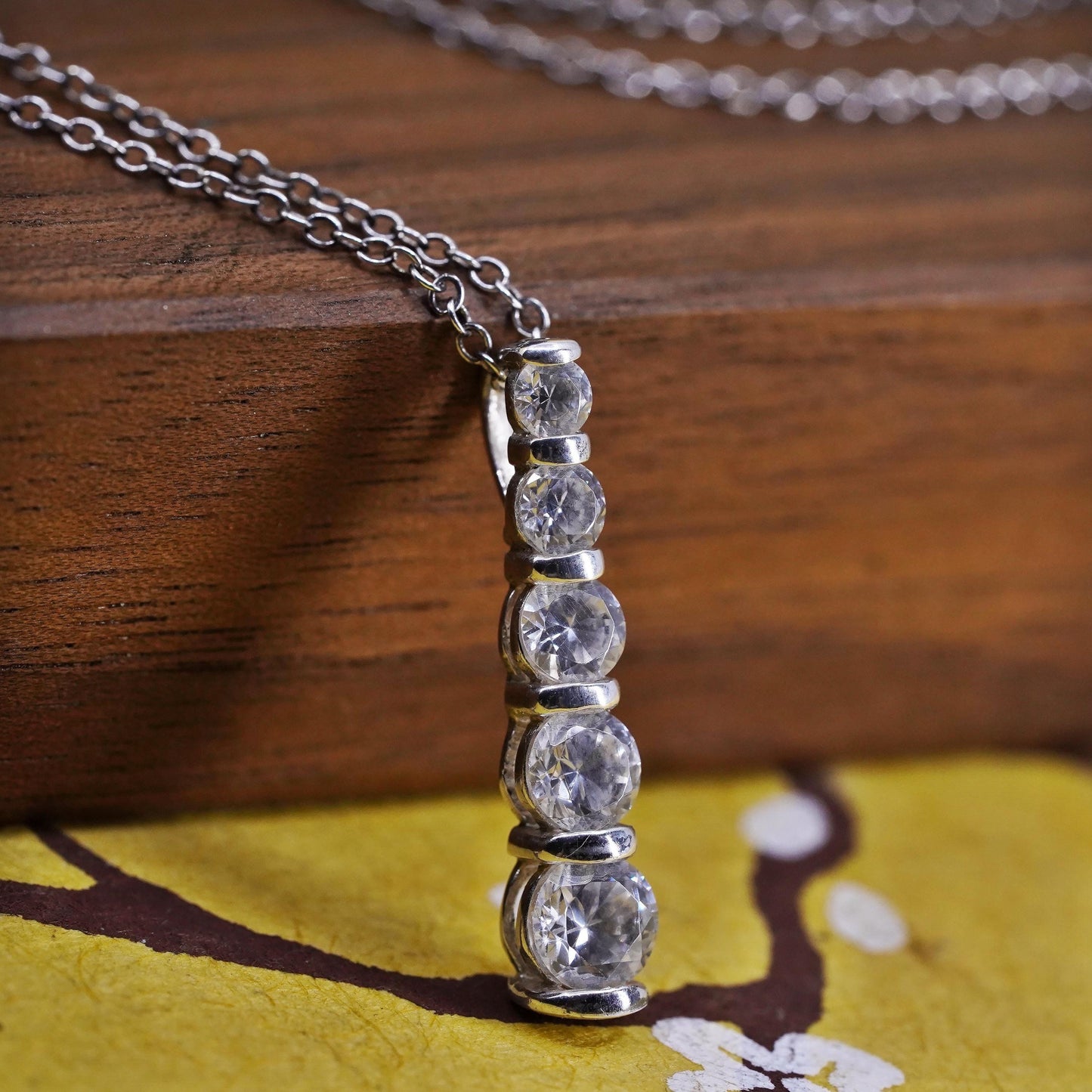 18", vintage Sterling silver necklace, Italy 925 circle chain with cz pendant