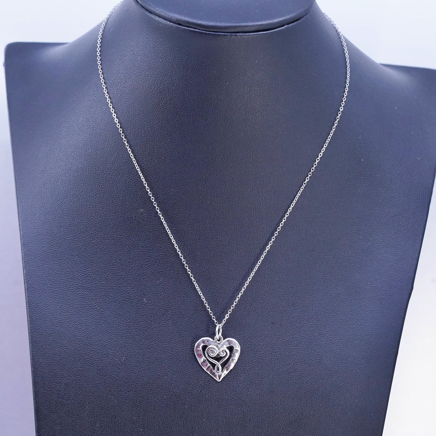 15", vintage Sterling 925 silver handmade circle necklace with heart pendant