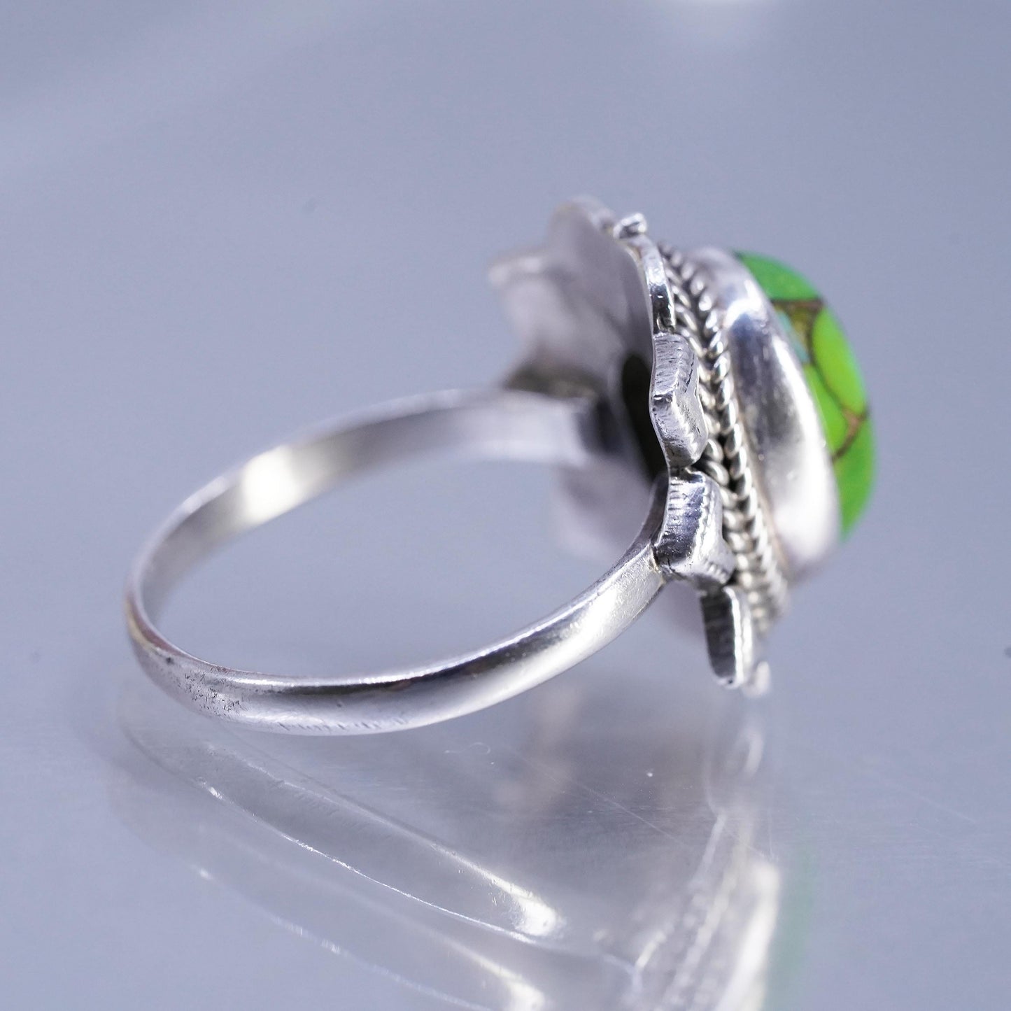 Size 7, Native American navajo Sterling 925 silver handmade ring with turquoise
