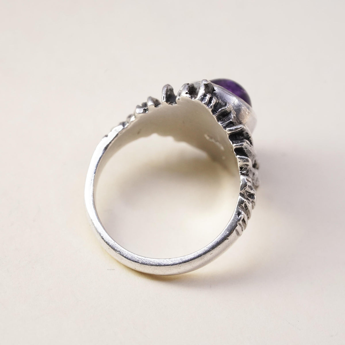 Size 7, vintage brutalism handmade sterling 925 silver textured ring amethyst
