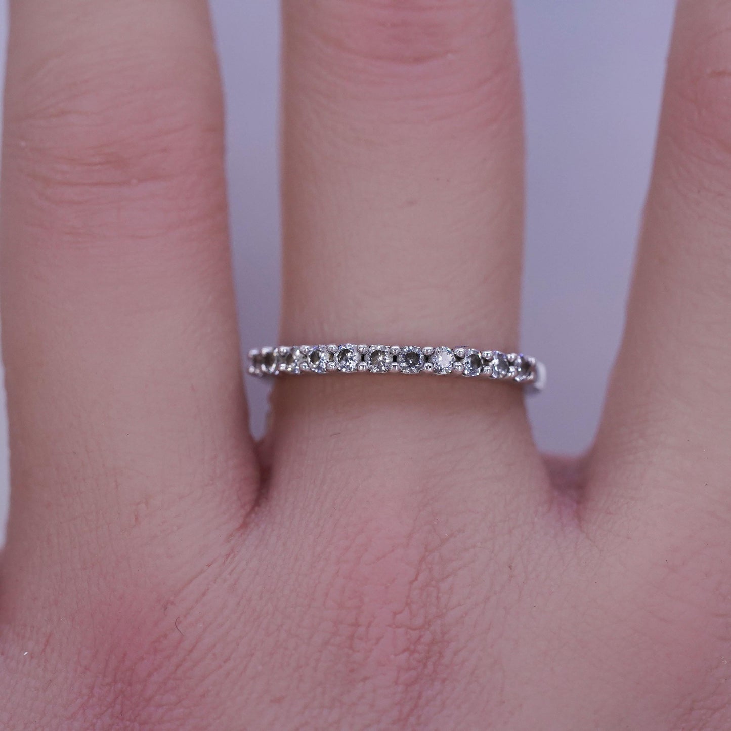 Size 7, vintage Sterling 925 silver wedding ring, Cz band
