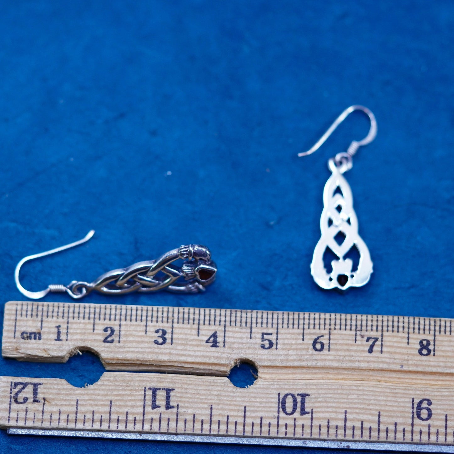 Sterling silver friendship earrings 925 Irish claddagh holding heart hands ruby