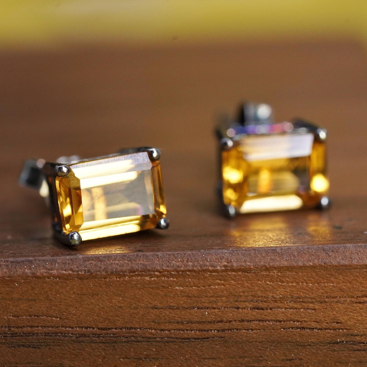 7mm, Vintage oxidized Sterling silver earrings, 925 studs with citrine