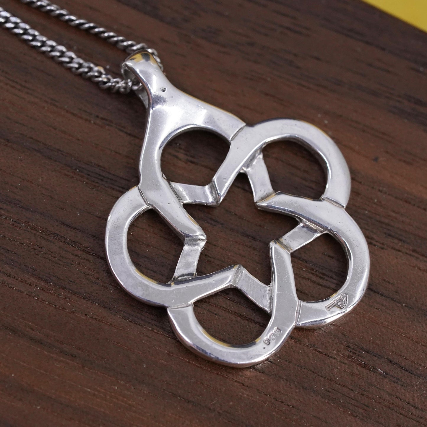 16” 925 Sterling Silver Knot Pendant Necklace, Interlocking floral Charm chain