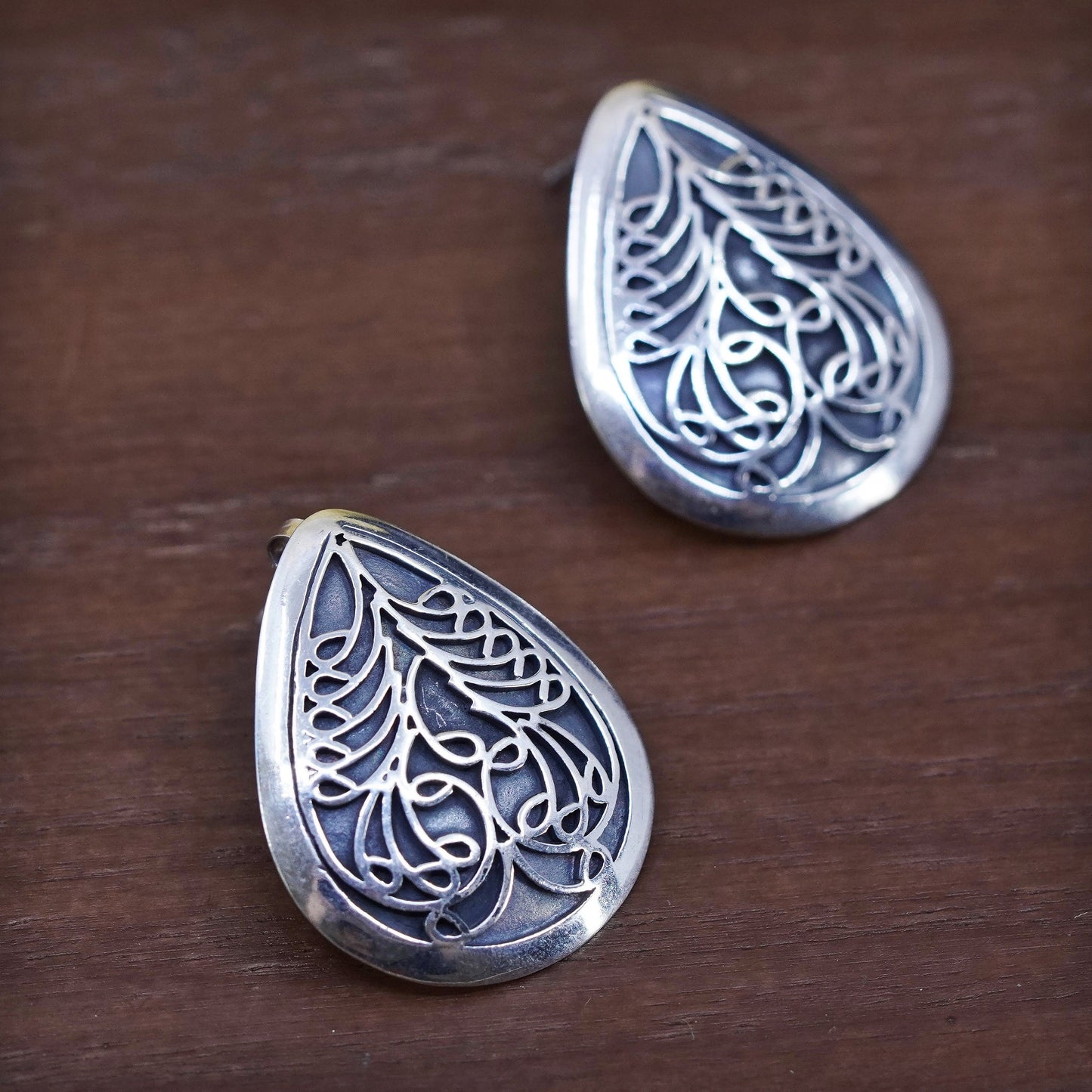 Southwestern Sterling 925 silver handmade filigree teardrop earrings