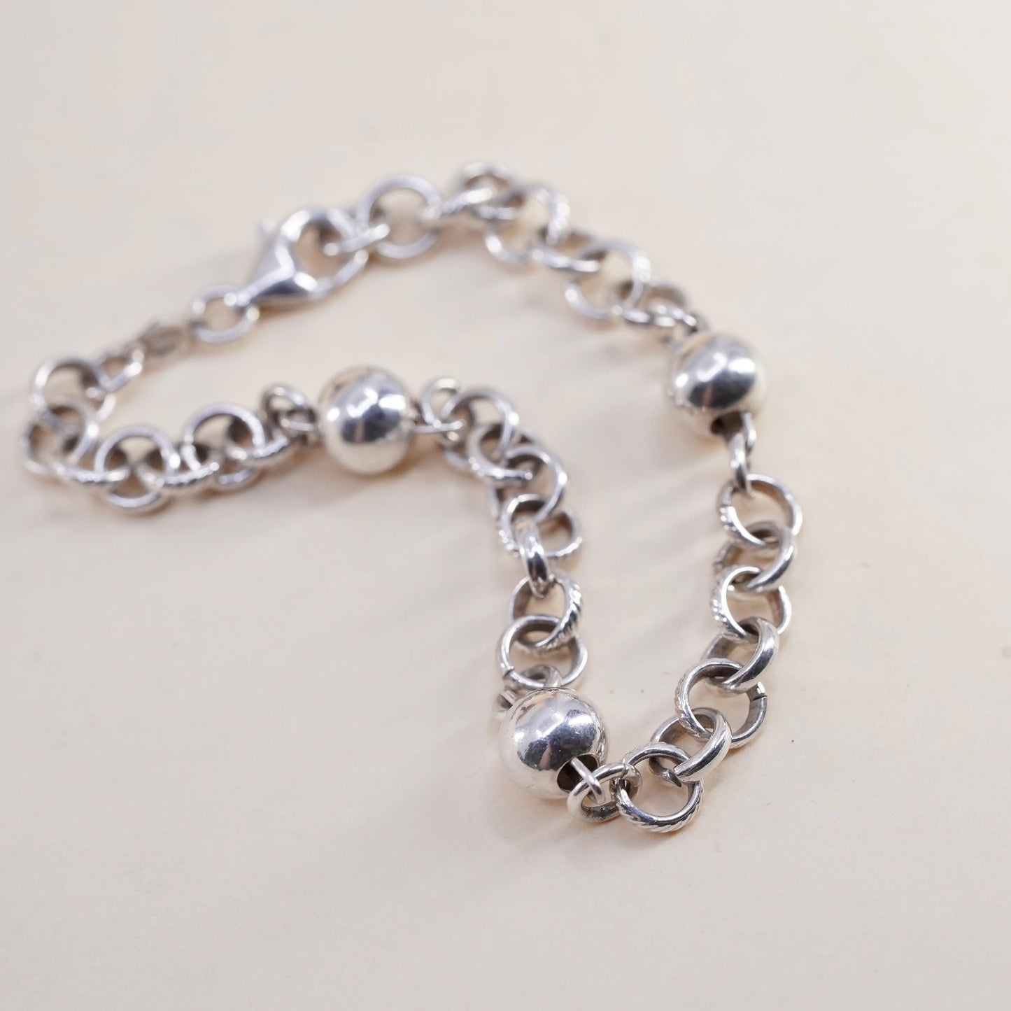 6.75", vintage 925 Sterling silver circle bracelet with 7mm beads