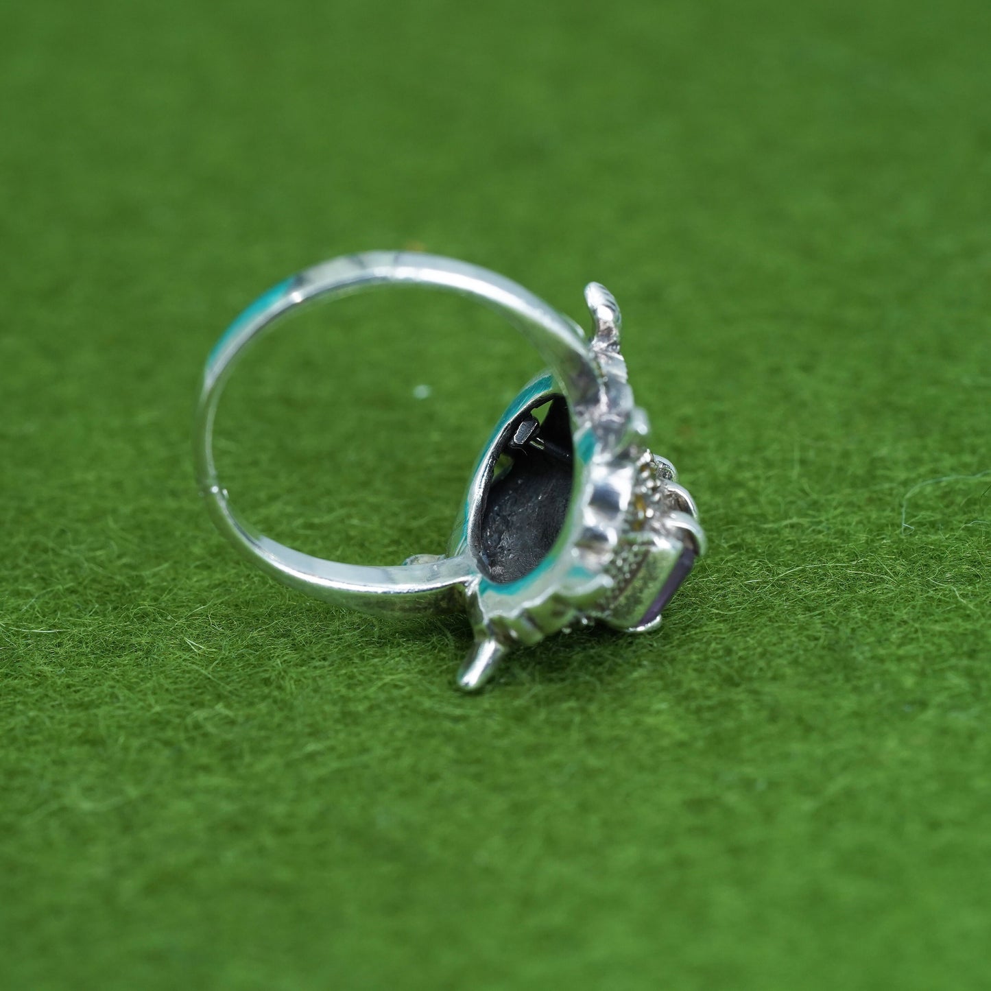 Size 8, sterling silver ring, 925 turtle with movable head amethyst marcasite