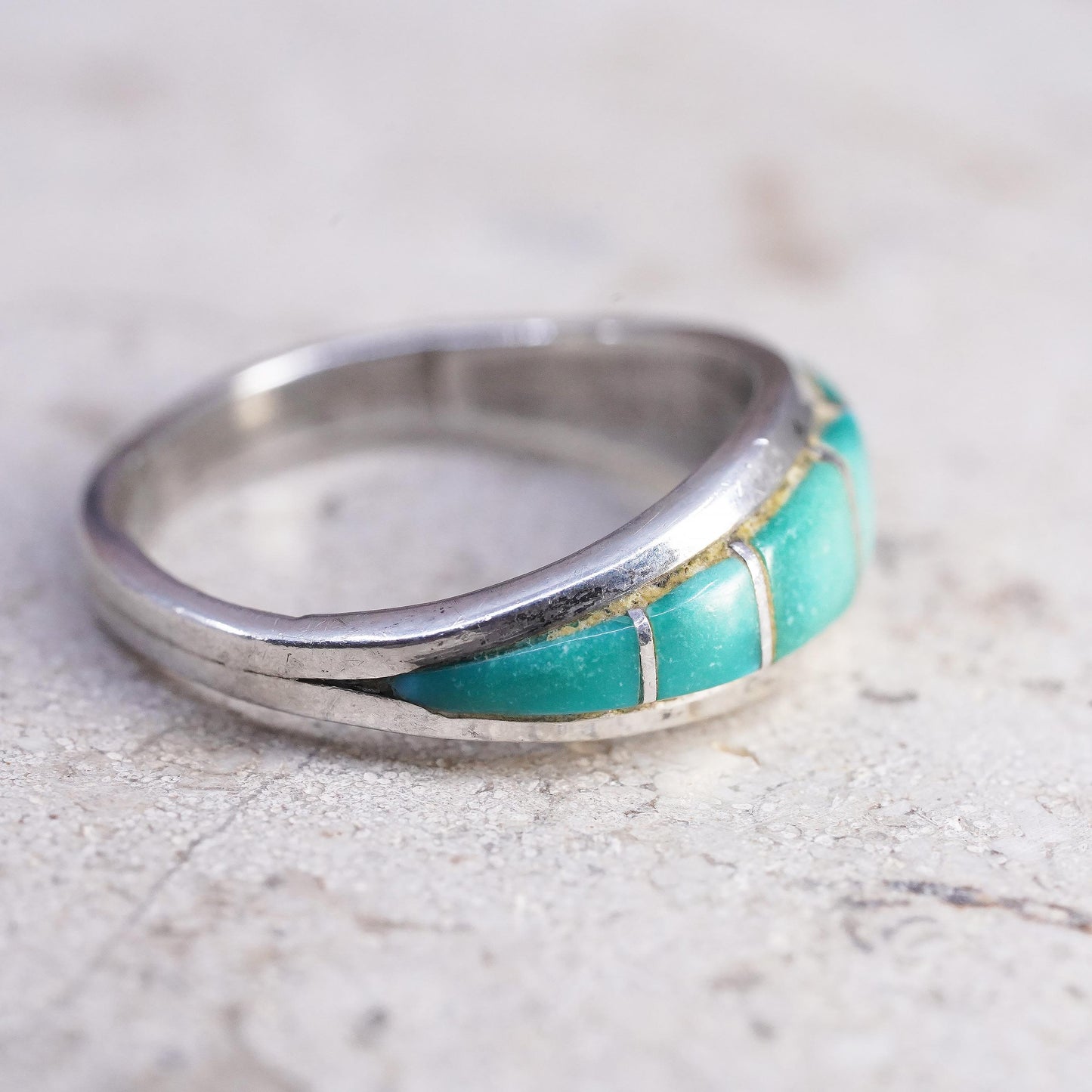 Size 6.5, VTG Sterling 925 silver handmade ring turquoise inlay Native American