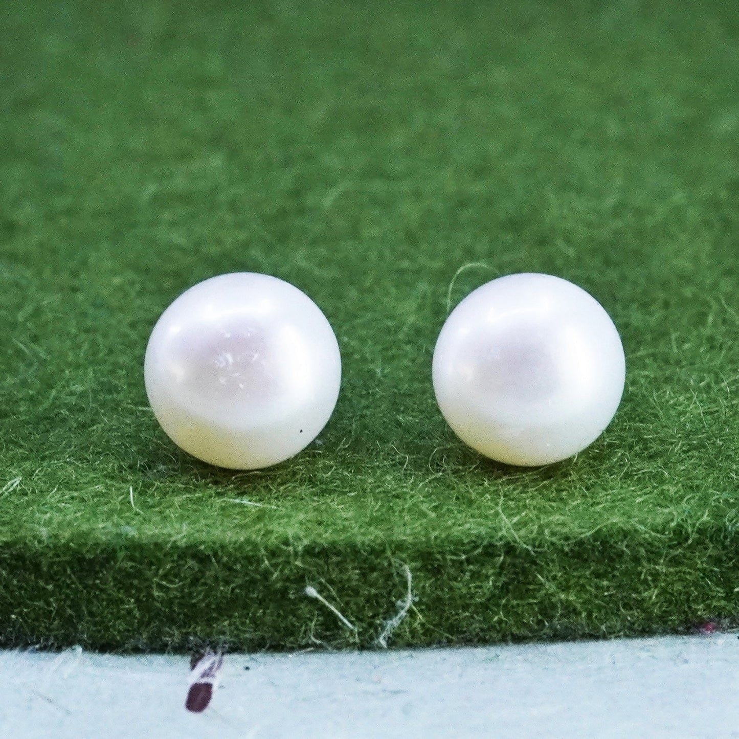 Vintage sterling silver earrings, 925 studs with white pearl