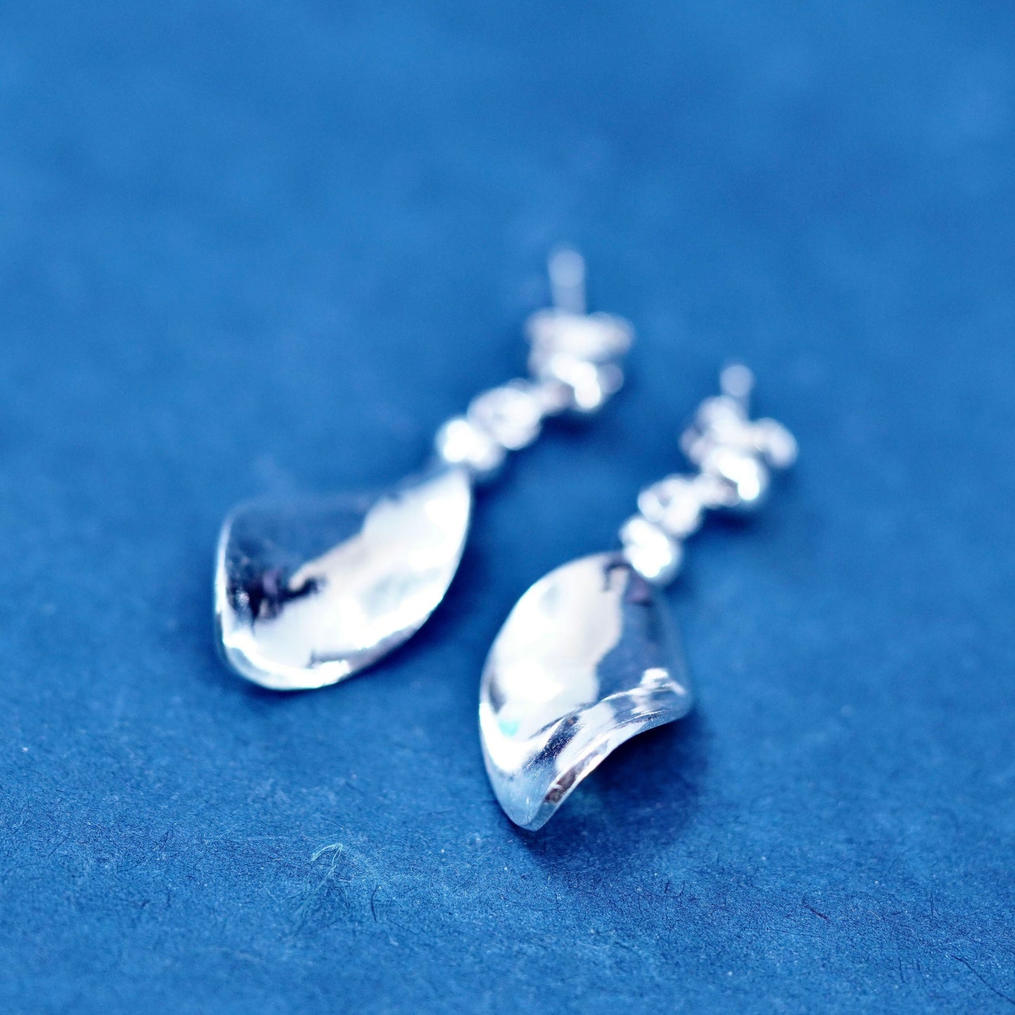 Vintage sterling silver handmade earrings, 925 twisted leafy dangles