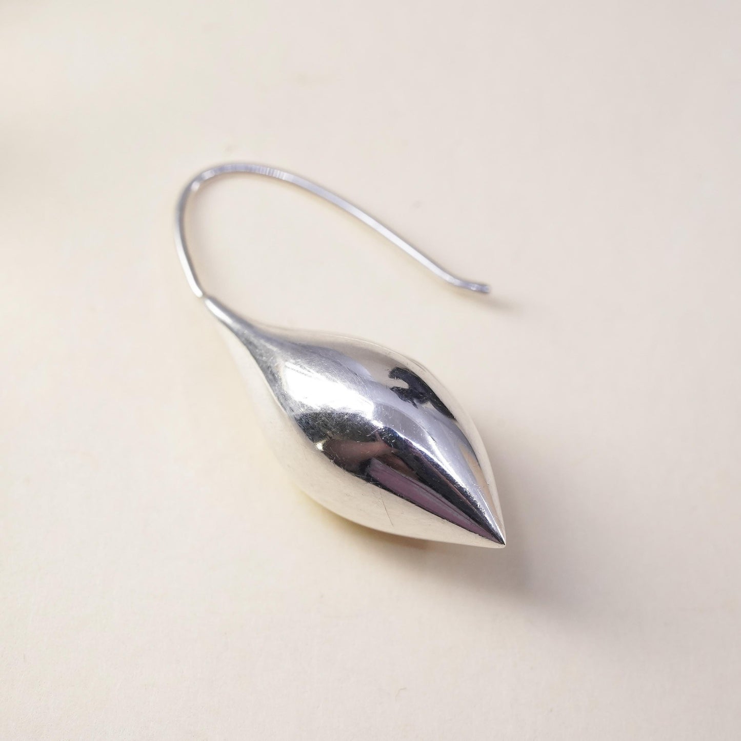 MICHAEL DAWKINS 925 Silver Vintage Shiny Rain Drop Dangle single earring EG9281