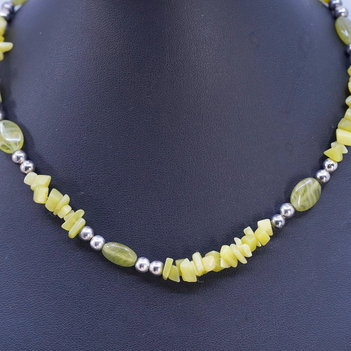 16", VTG Sterling 925 silver Handmade necklace, jade beads chain toggle closure