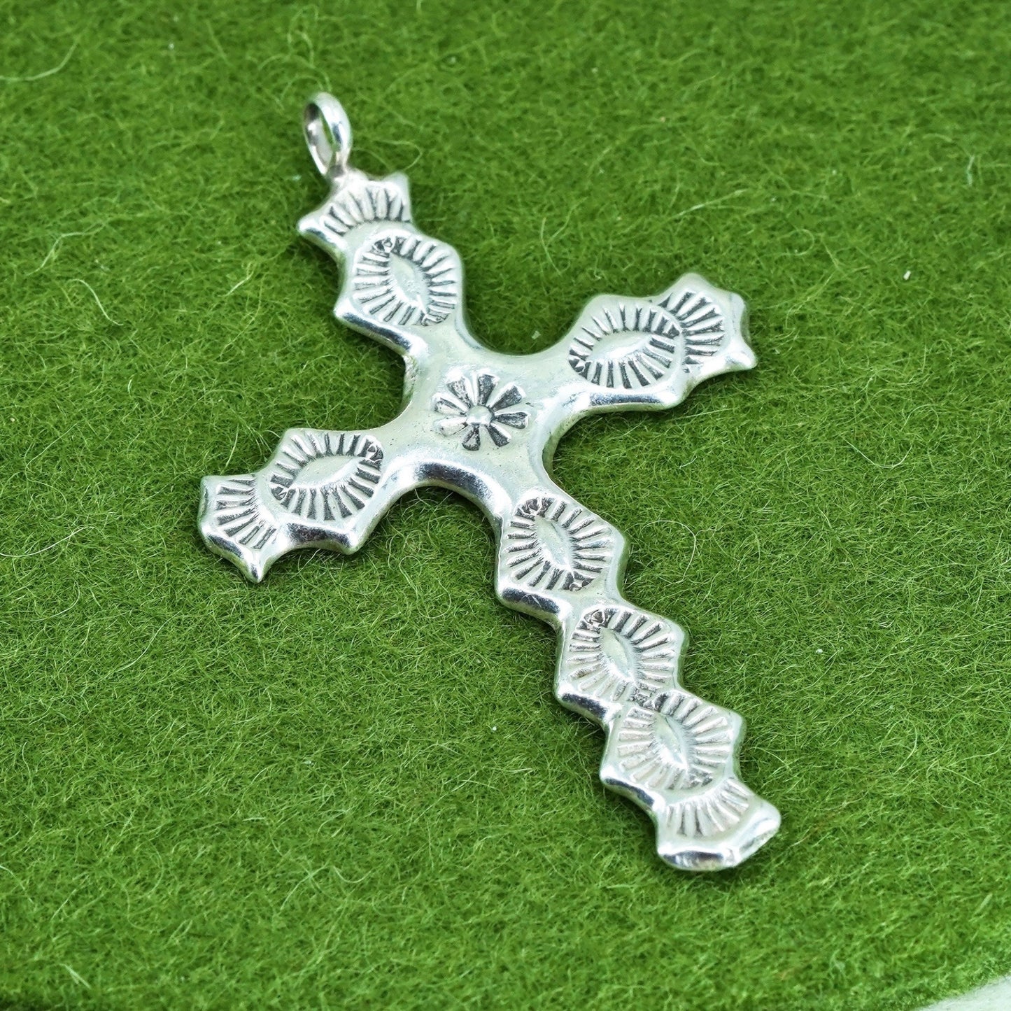 Vintage Native American Navajo sterling silver handmade pendant, 925 cross