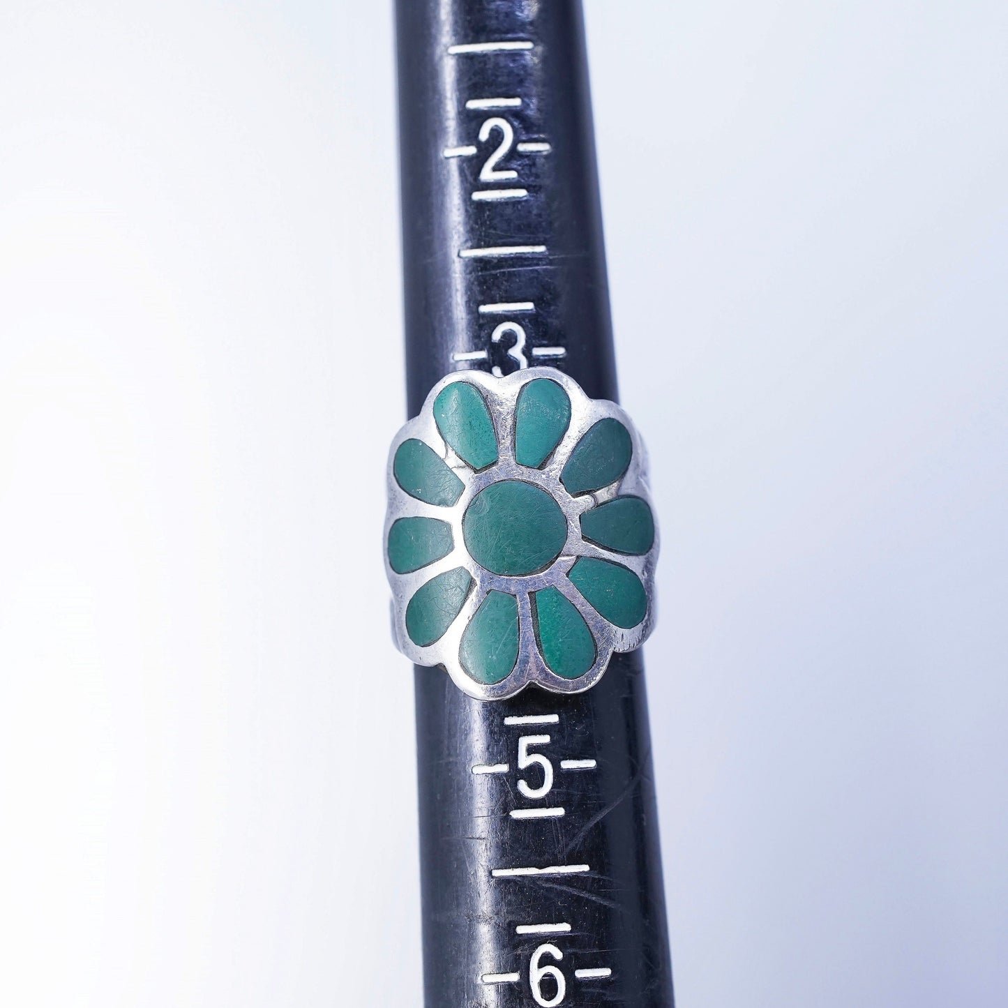 Size 4, Vintage southwestern Sterling 925 silver handmade flower ring turquoise